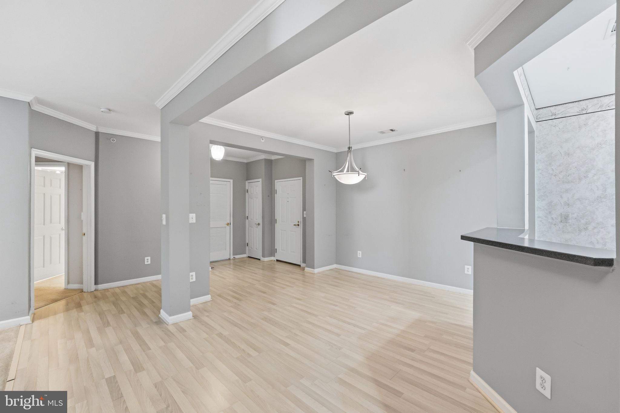 LAKELAND RIDGE - Residential