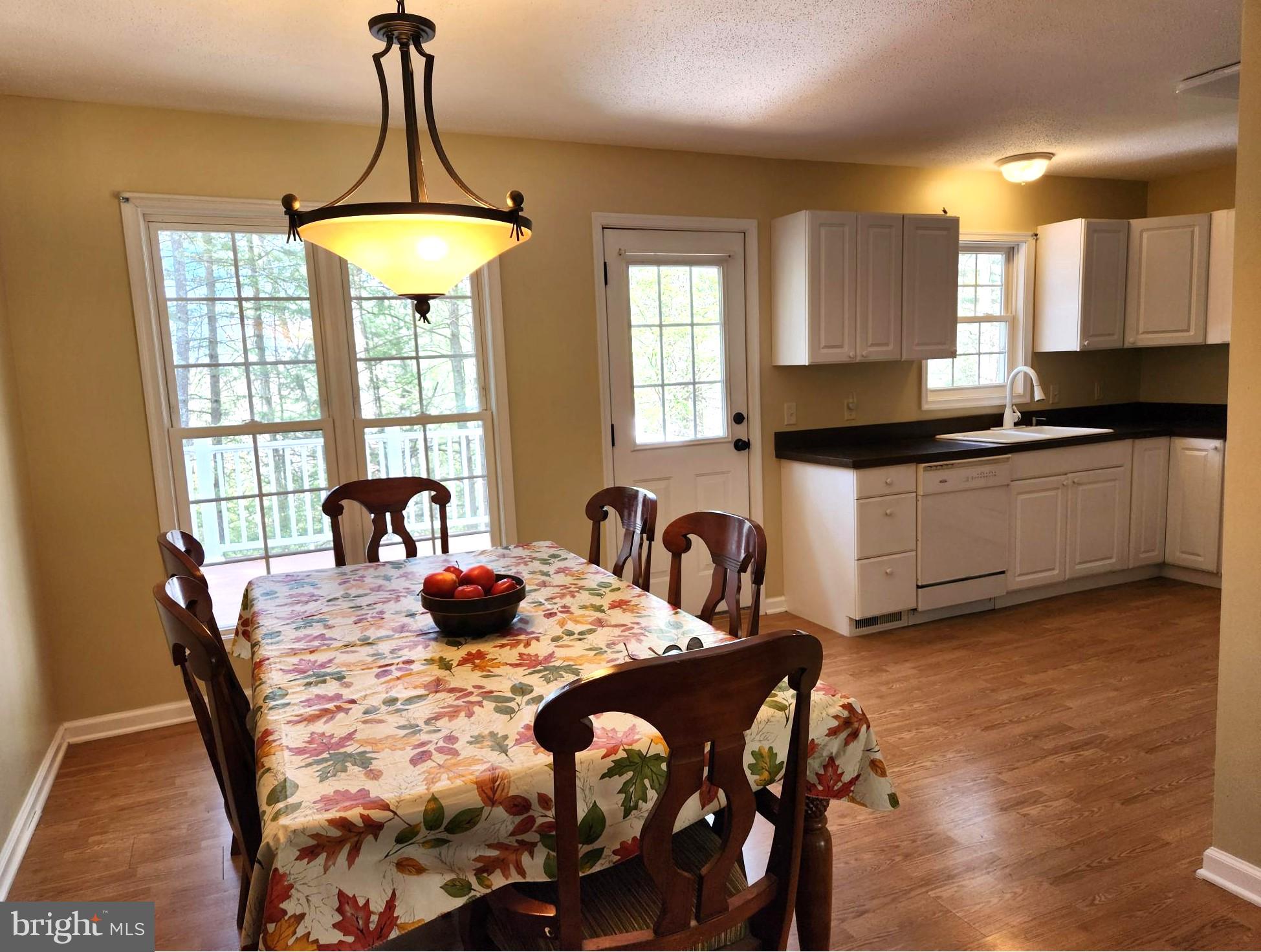 CHESTNUT GROVE - Residential