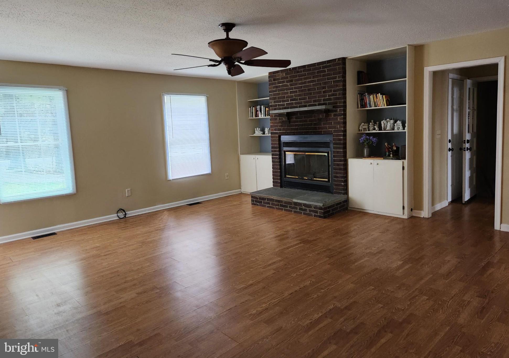 CHESTNUT GROVE - Residential