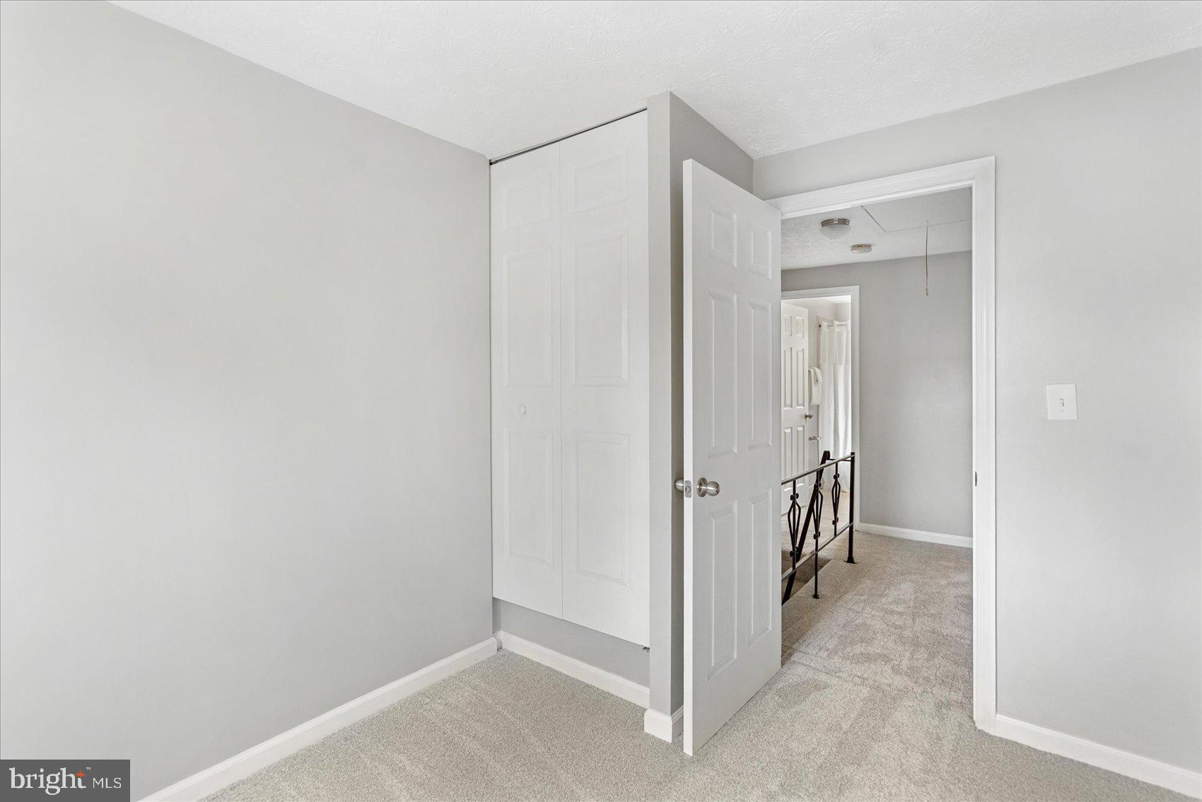 COUNTRY RIDGE - Residential