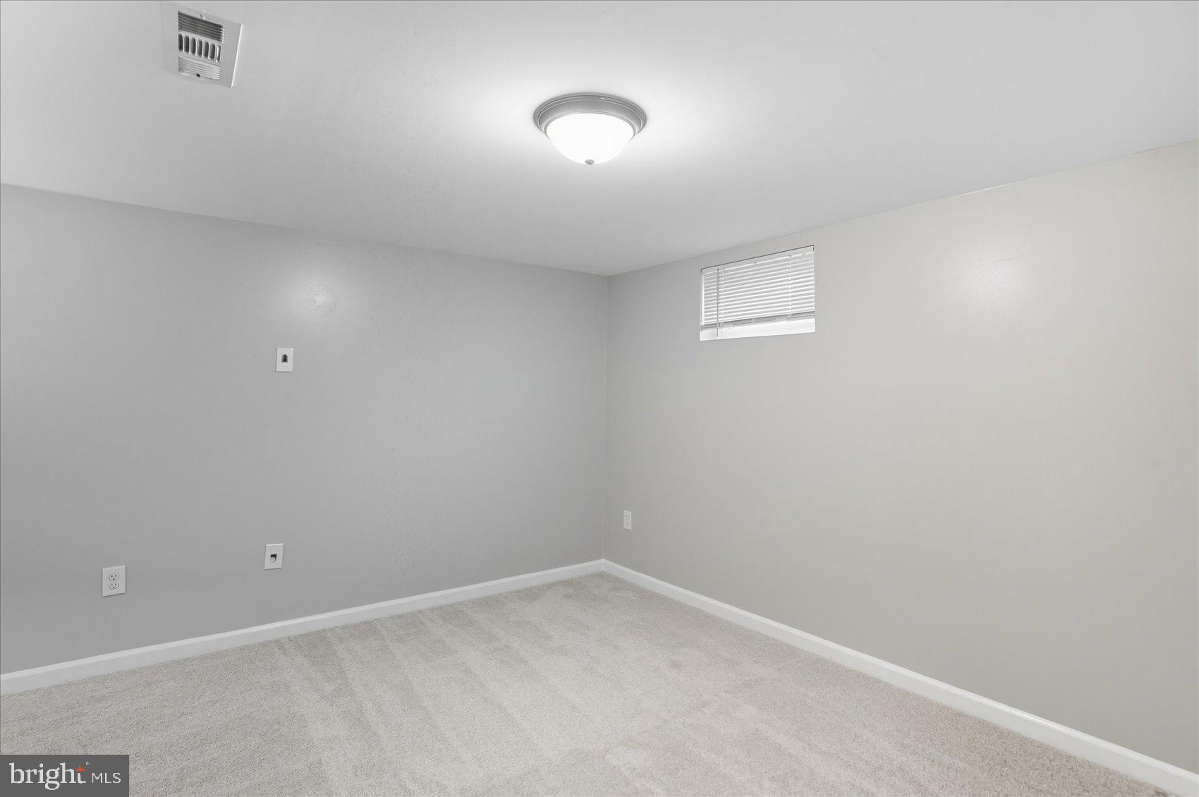 COUNTRY RIDGE - Residential