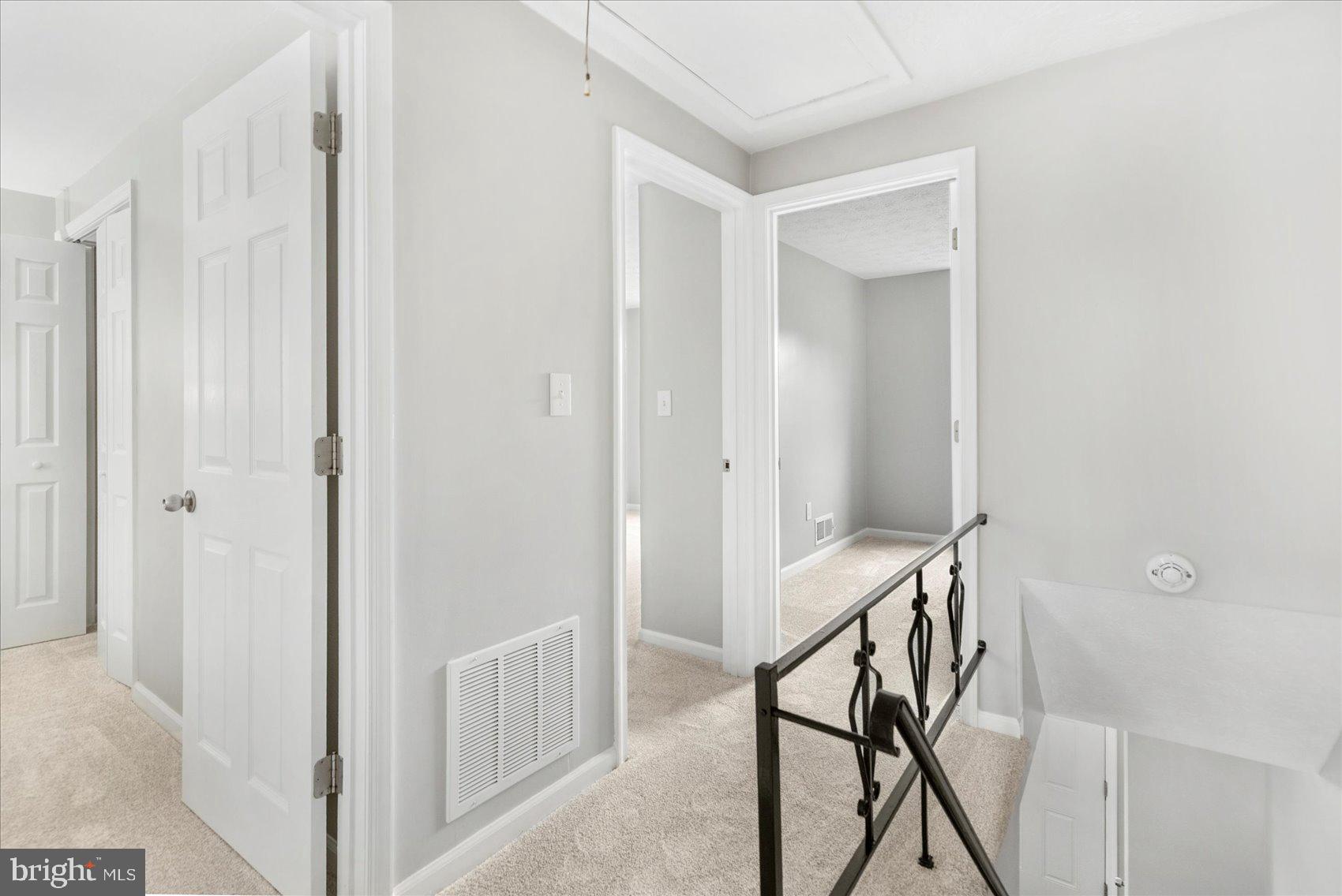 COUNTRY RIDGE - Residential