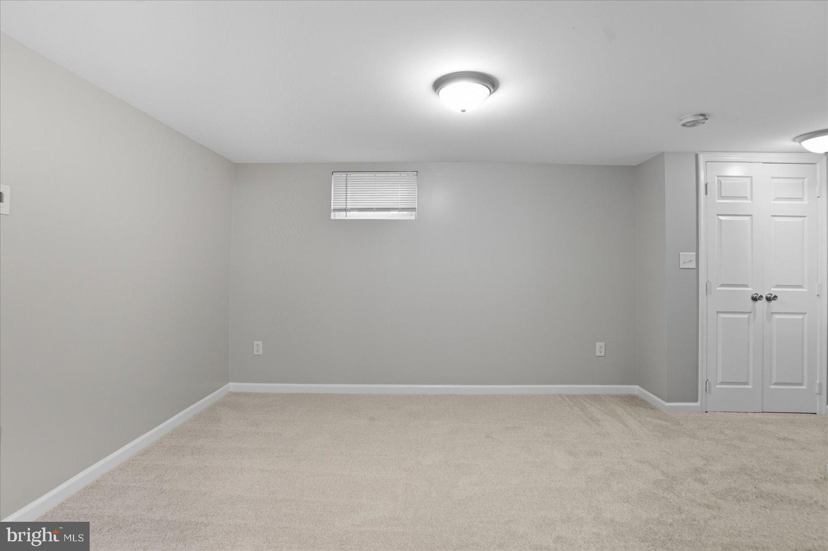 COUNTRY RIDGE - Residential