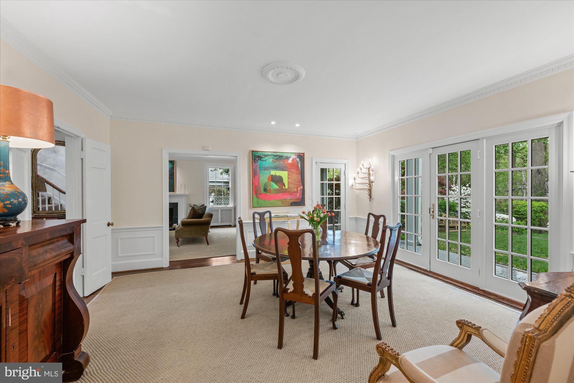 SPRING VALLEY - Residential