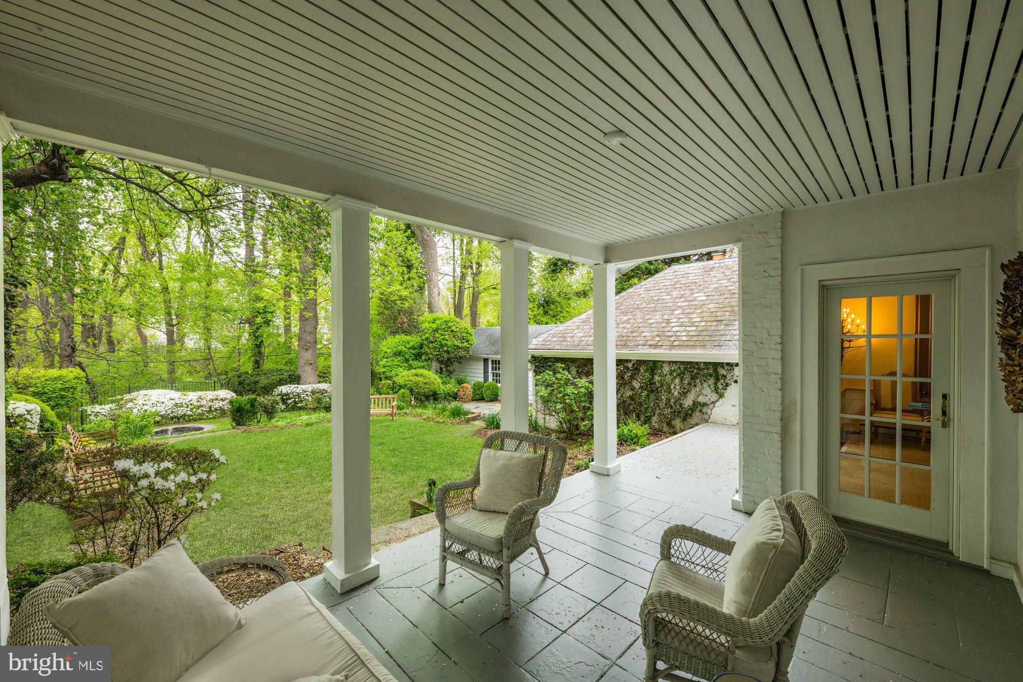 SPRING VALLEY - Residential