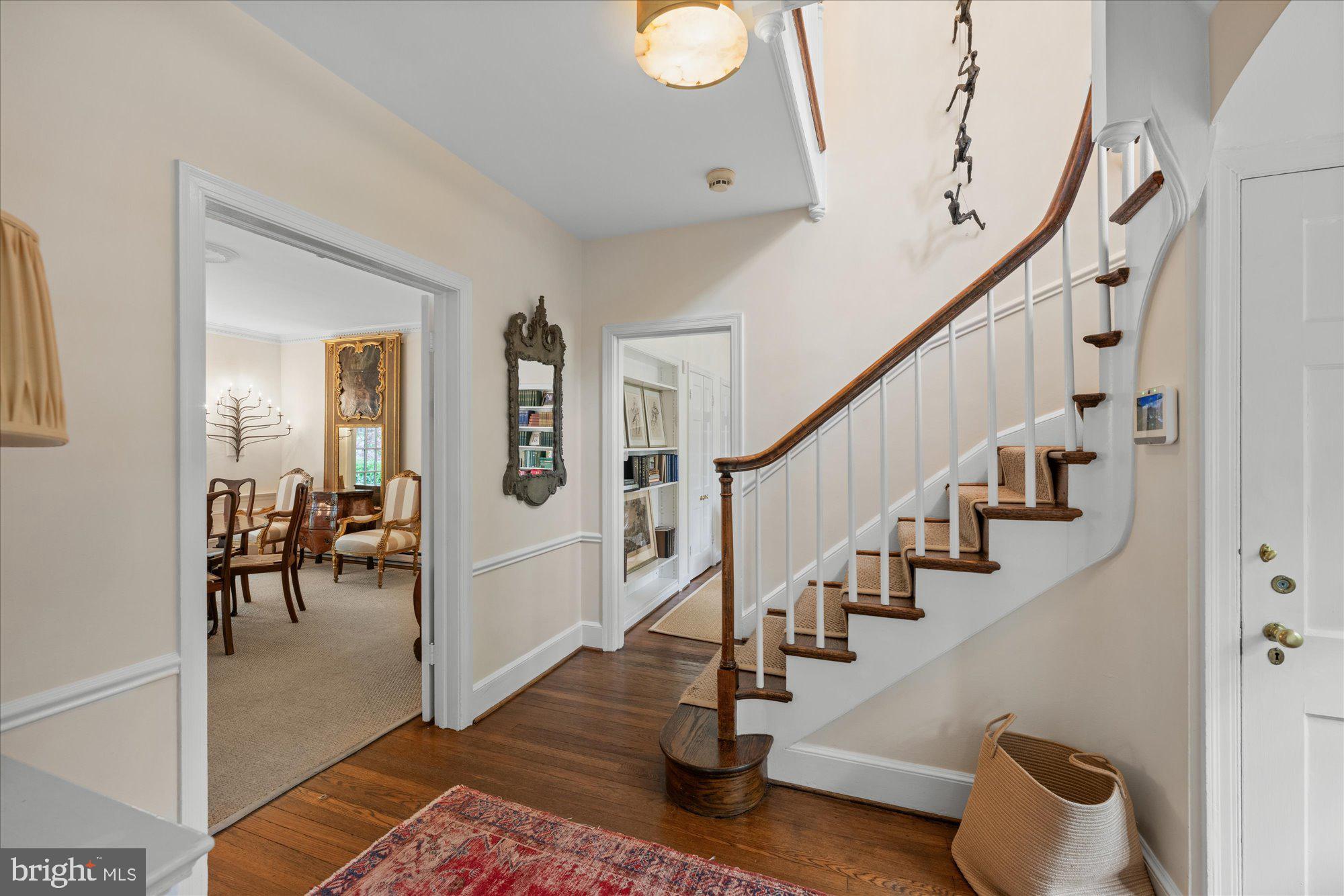 SPRING VALLEY - Residential