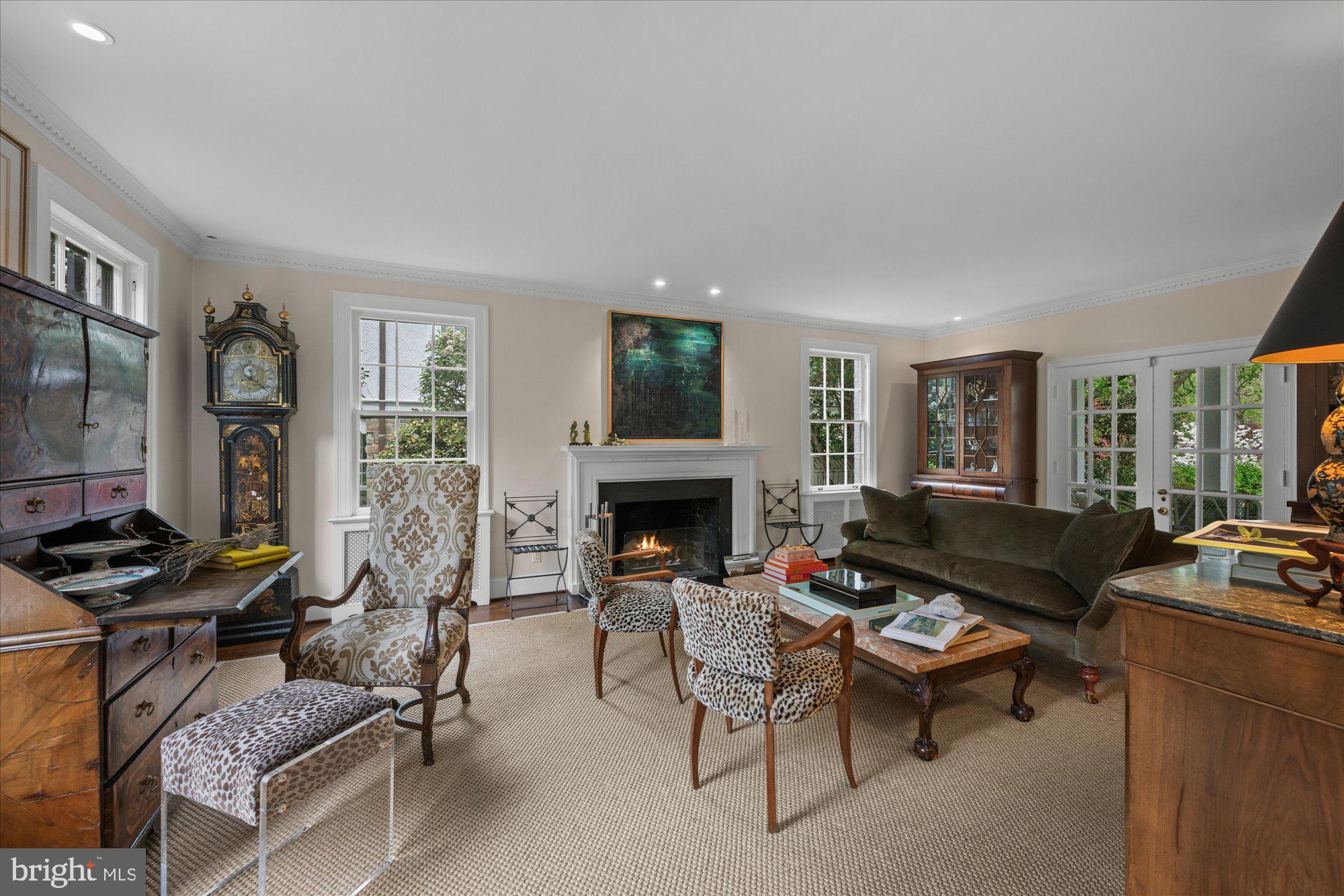 SPRING VALLEY - Residential