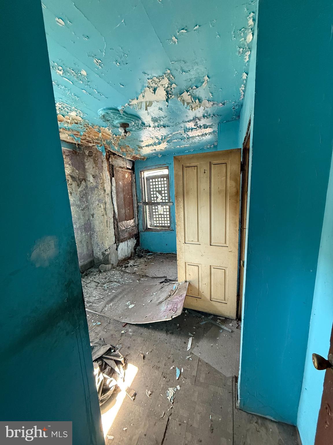 STRAWBERRY MANSION - Residential