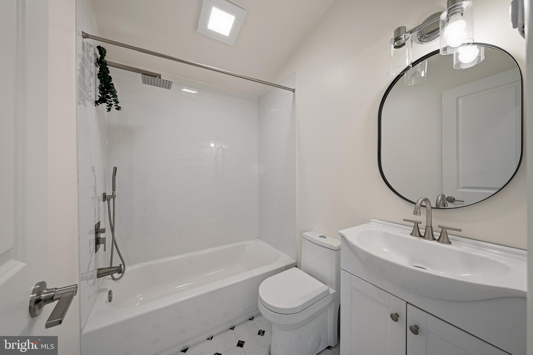 POCONO COUNTRY PLACE - Residential