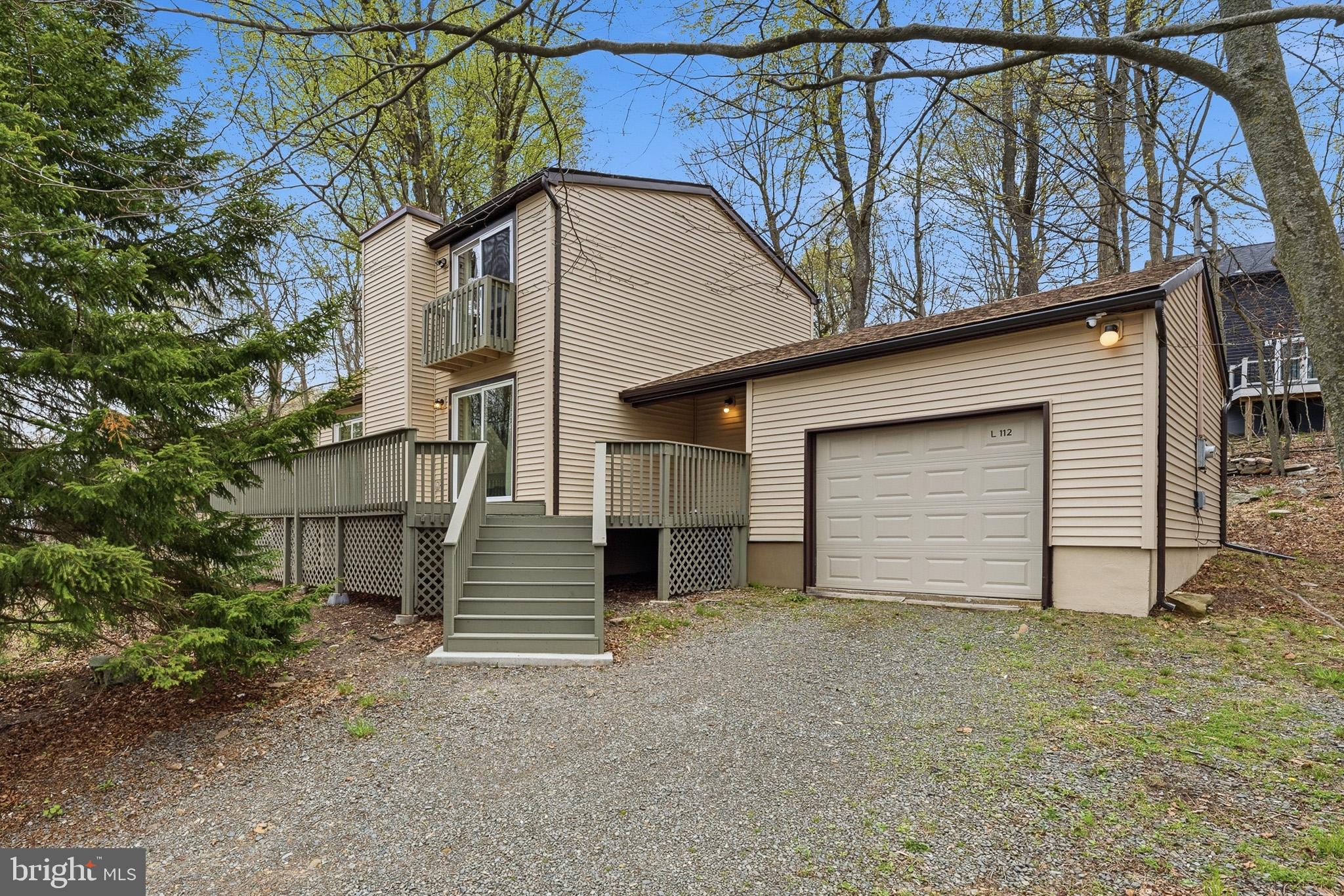 POCONO COUNTRY PLACE - Residential