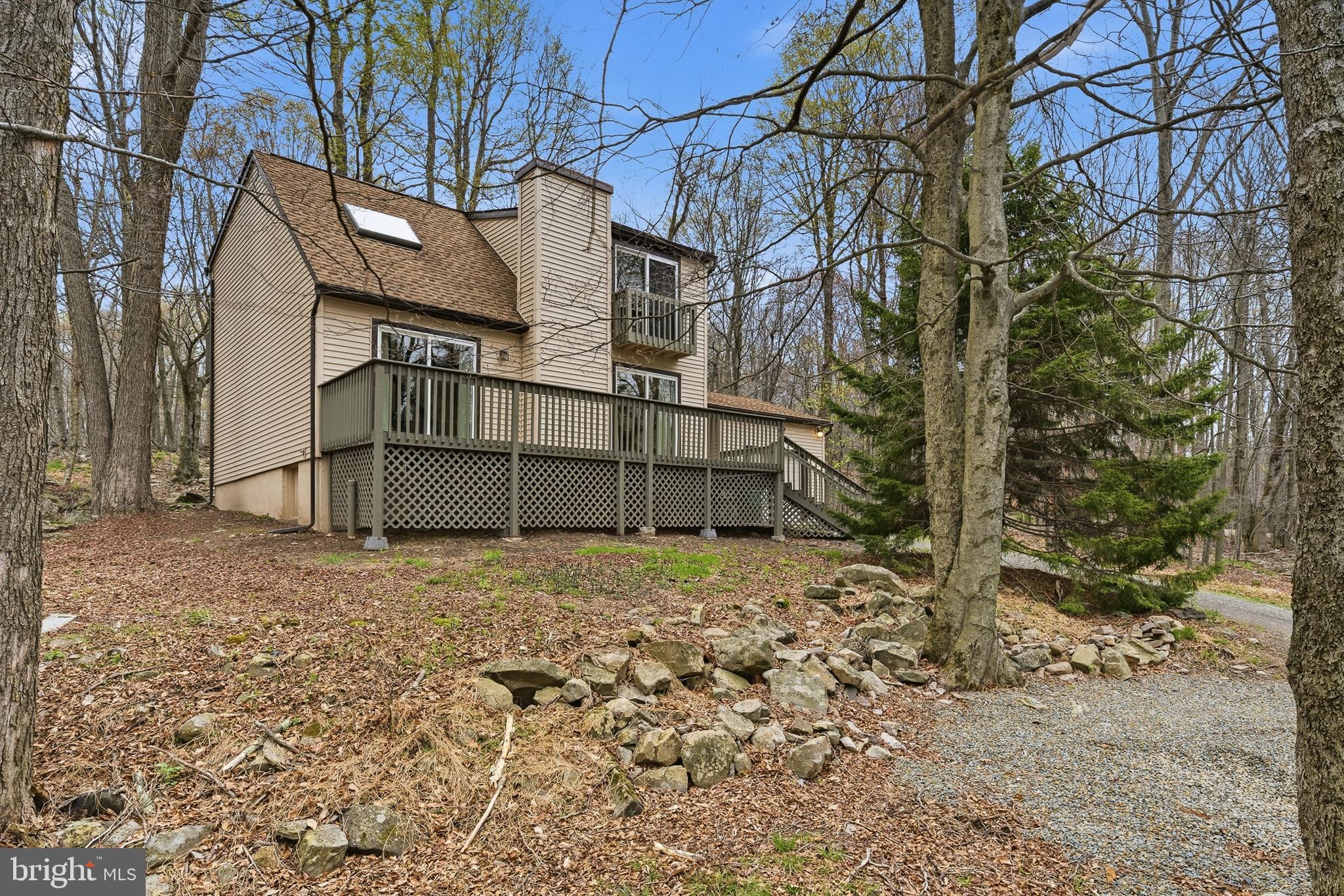 POCONO COUNTRY PLACE - Residential