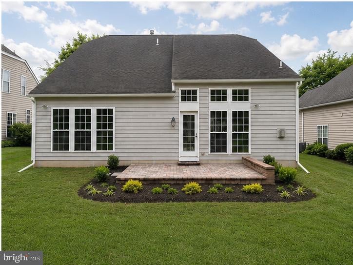 458 MIMOSA CIRCLE