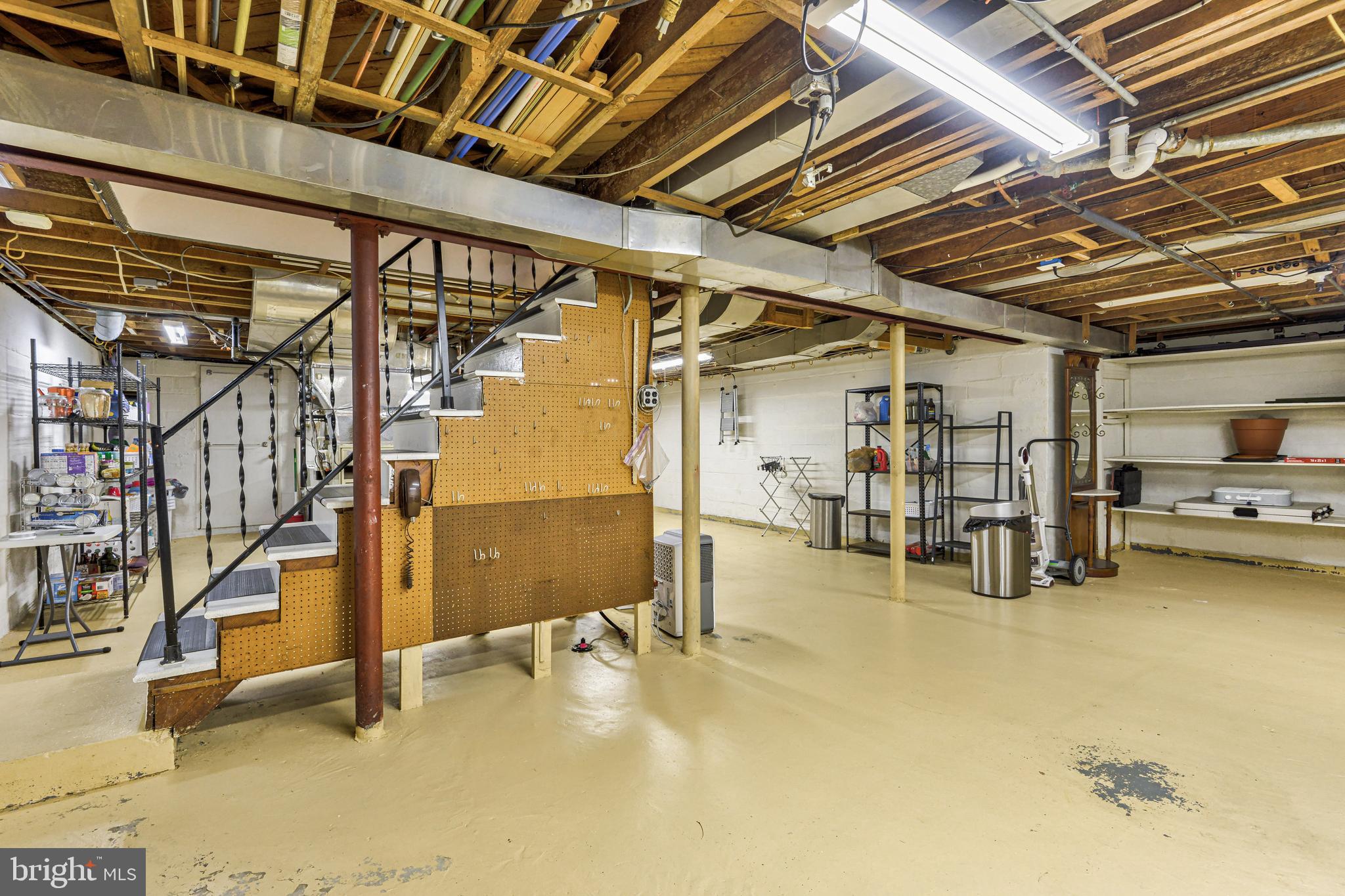 MOUNT WASHINGTON - Residential