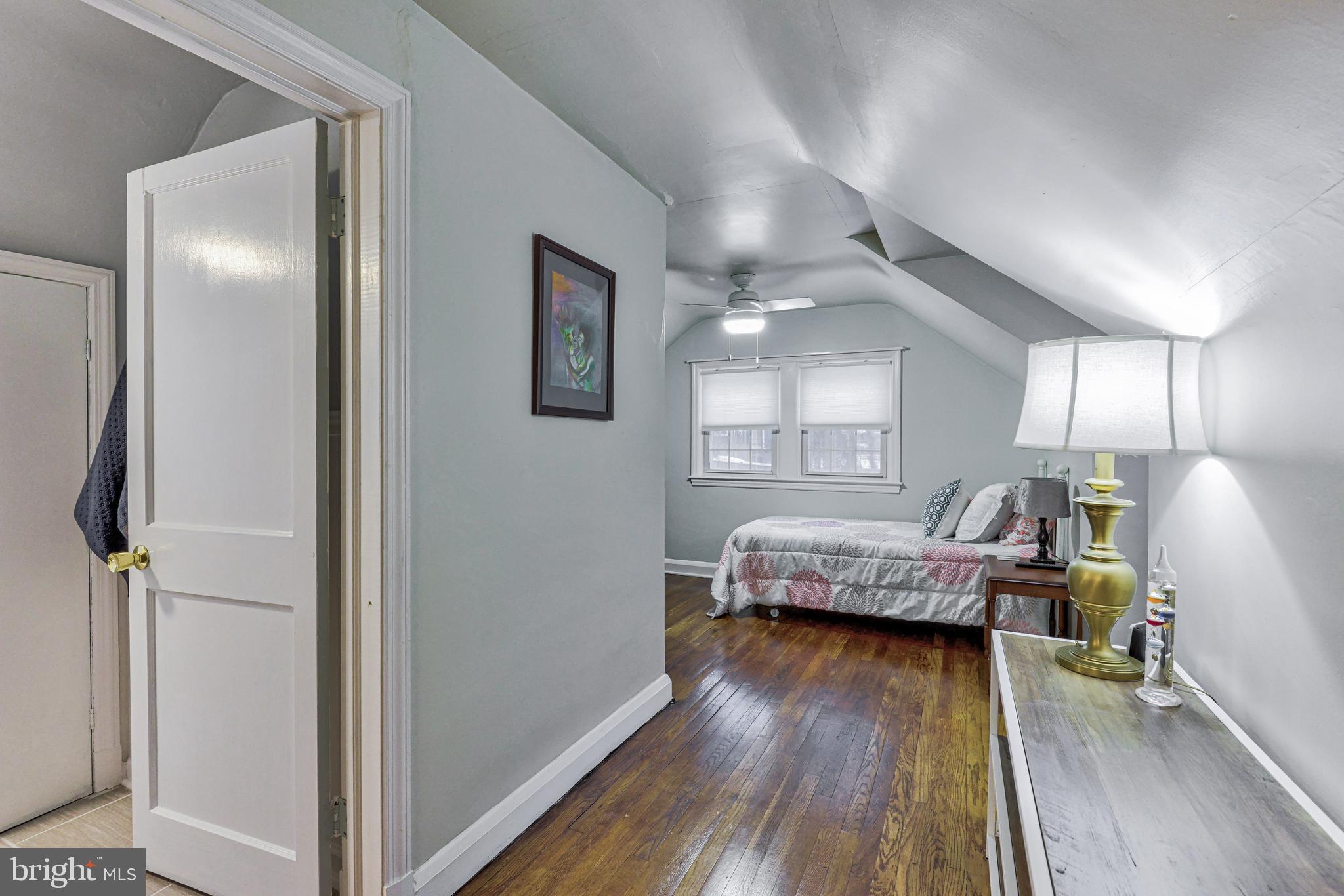 MOUNT WASHINGTON - Residential