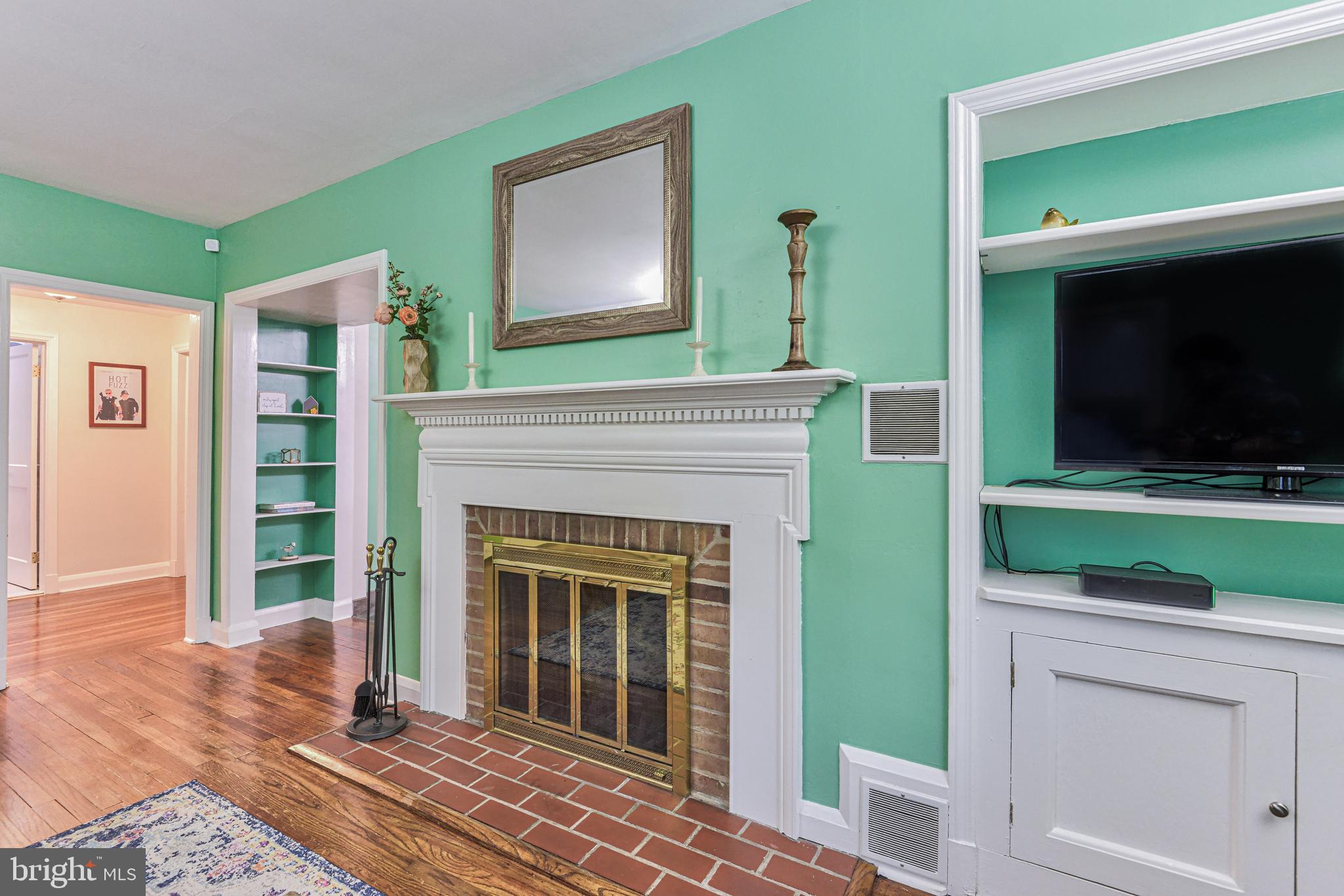 MOUNT WASHINGTON - Residential