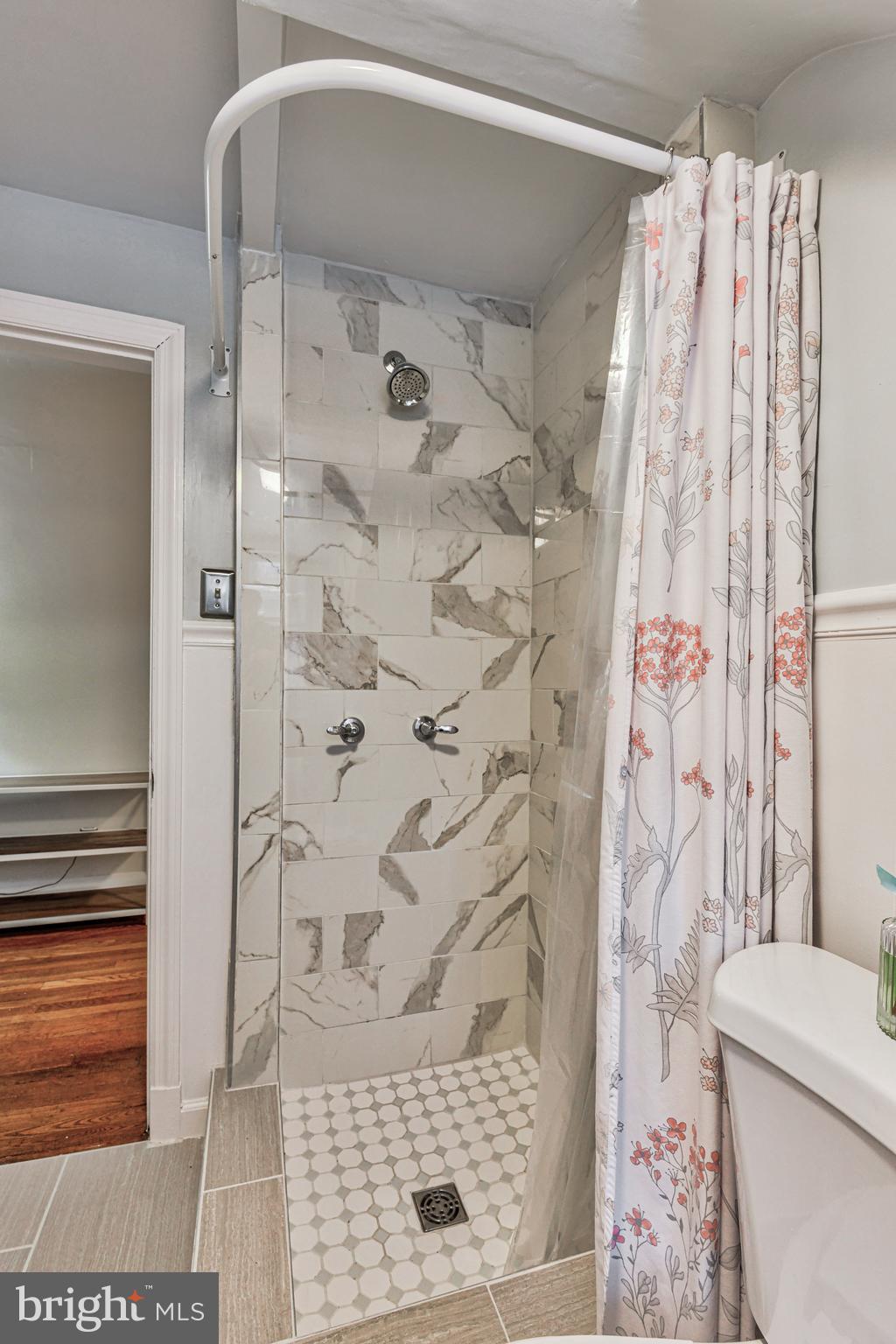 MOUNT WASHINGTON - Residential