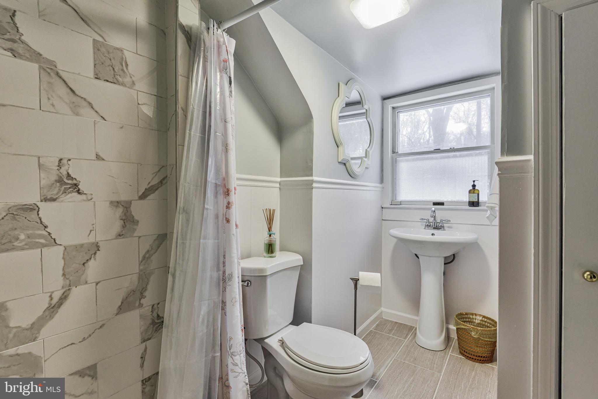 MOUNT WASHINGTON - Residential