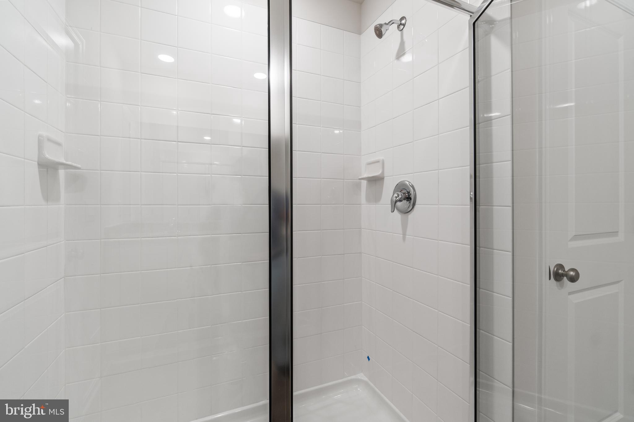 TOLLHOUSE WOODS - Residential