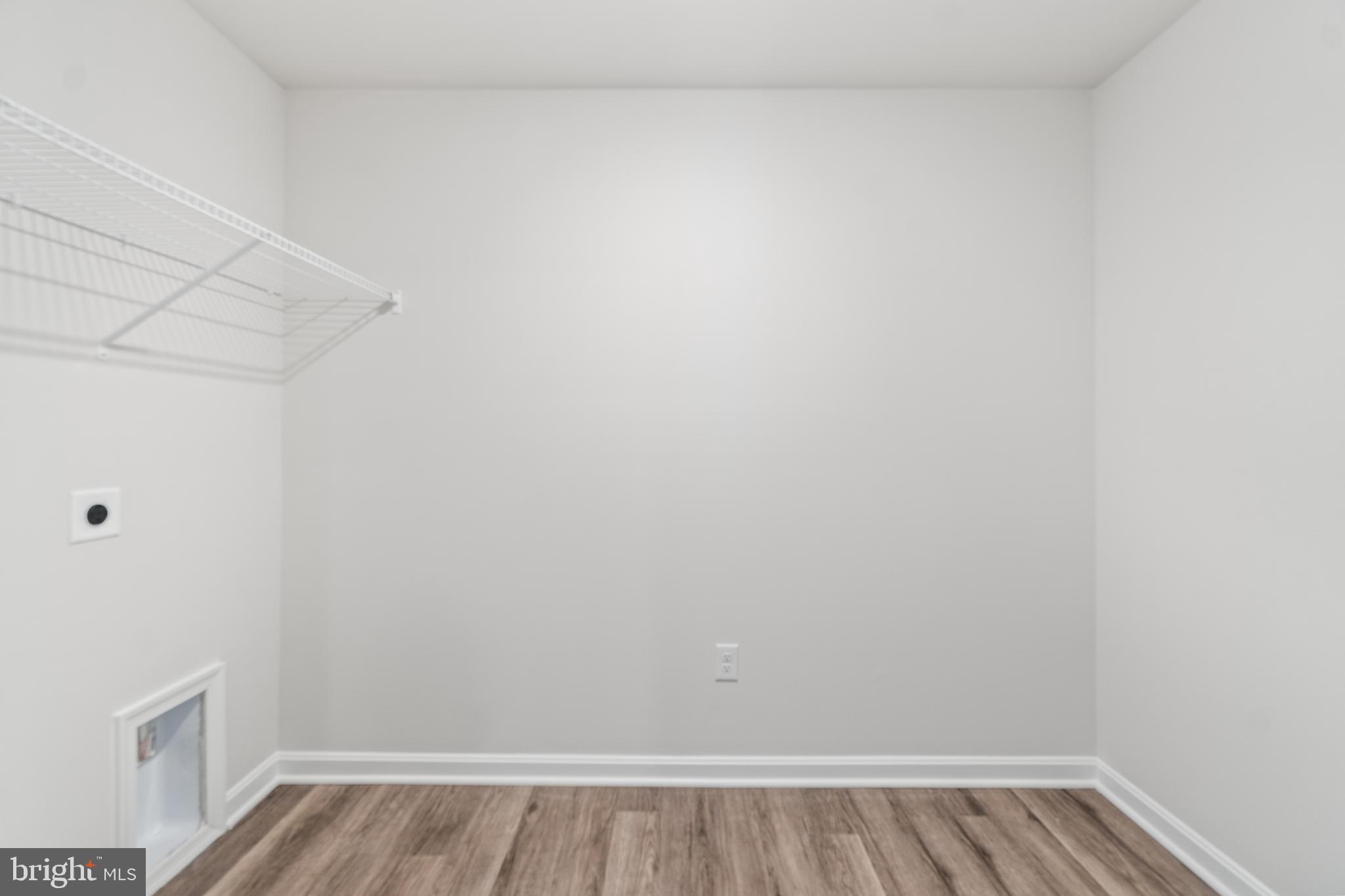 TOLLHOUSE WOODS - Residential