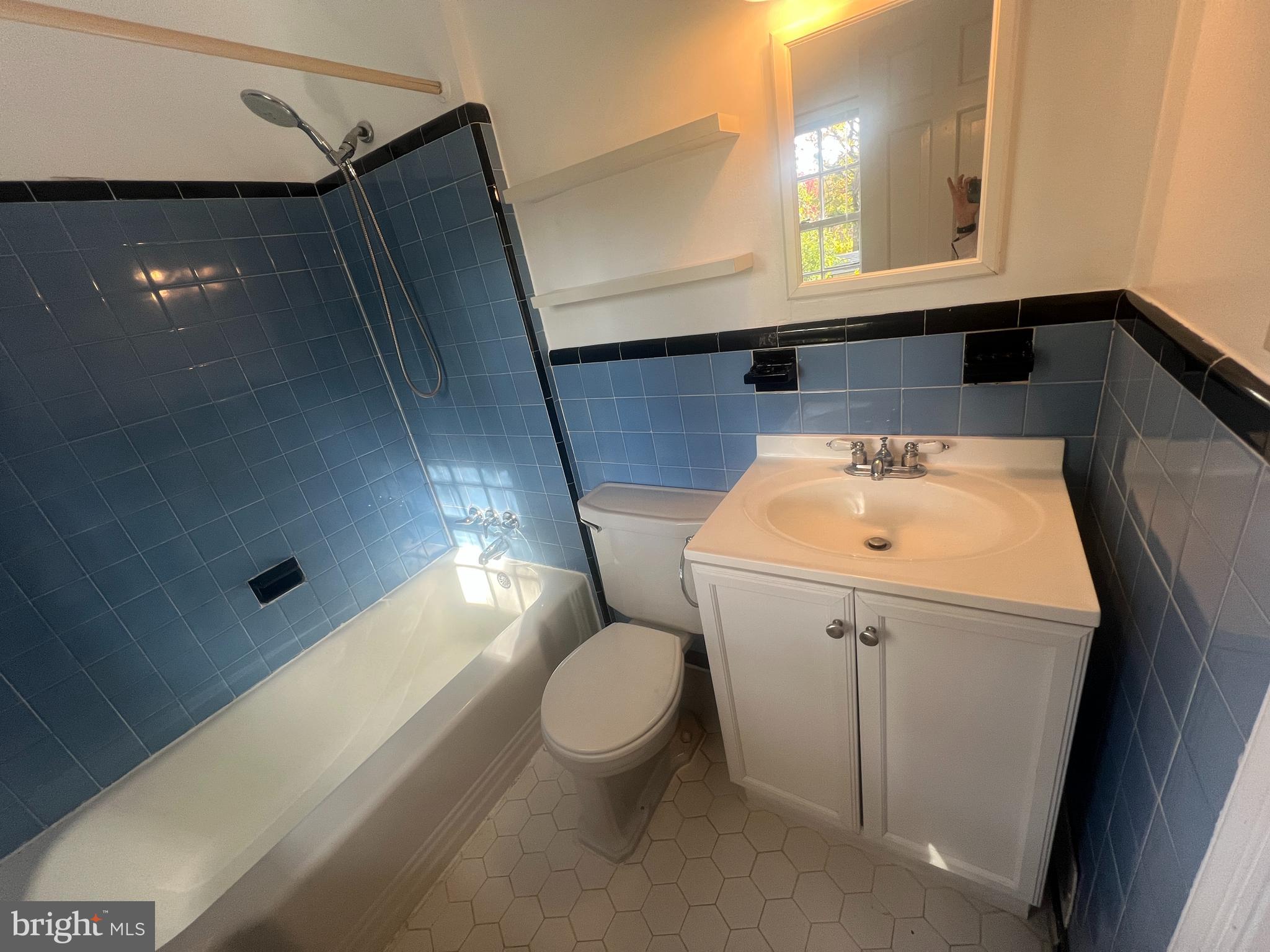 ARLINGTON HEIGHTS - Residential Lease