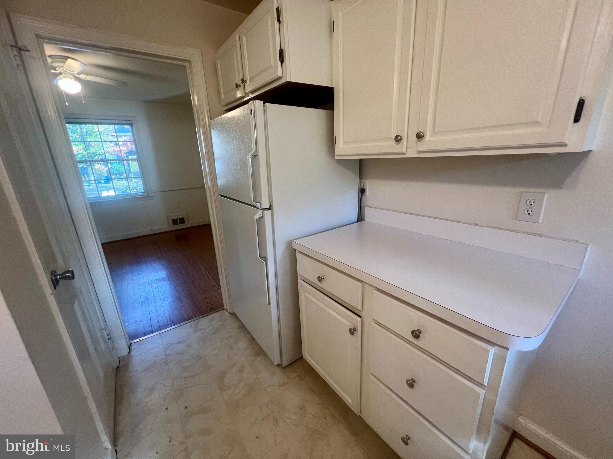 ARLINGTON HEIGHTS - Residential Lease