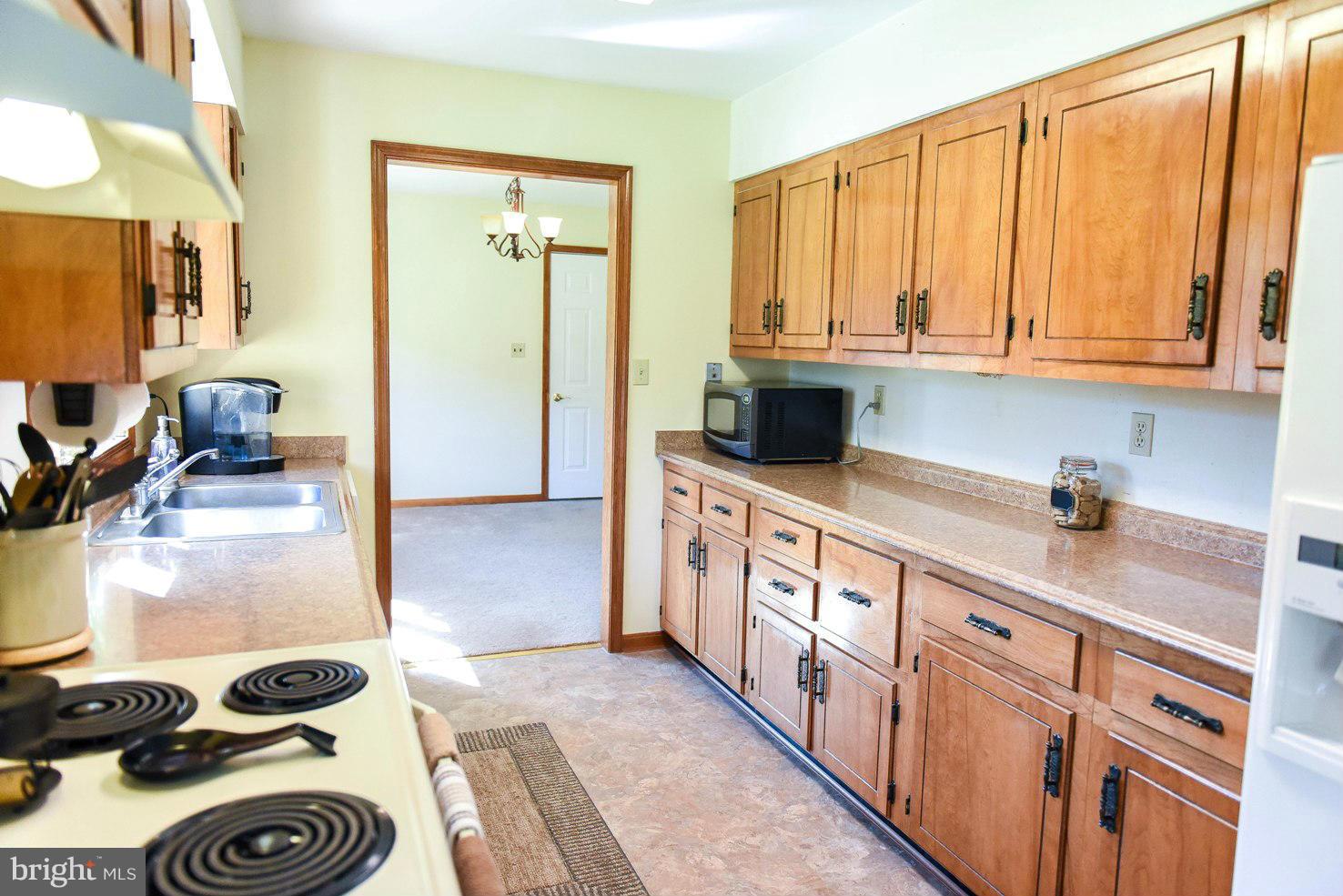 SCOTCH POINT - Residential Lease