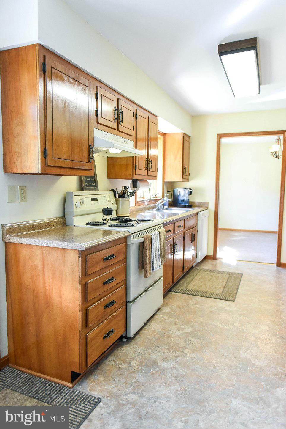 SCOTCH POINT - Residential Lease