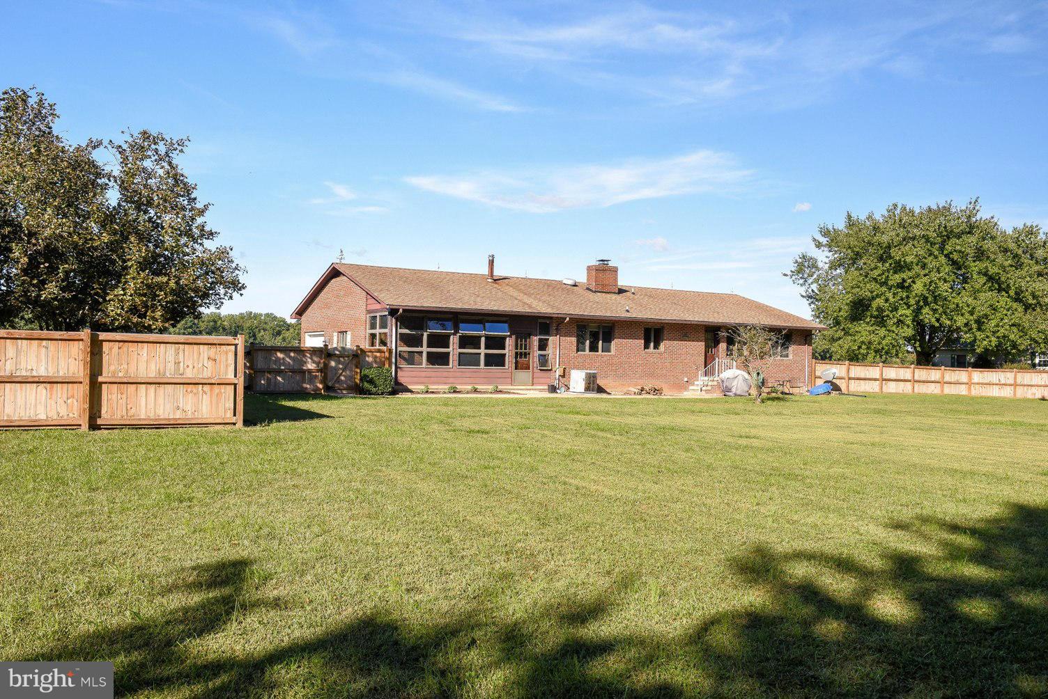 SCOTCH POINT - Residential Lease