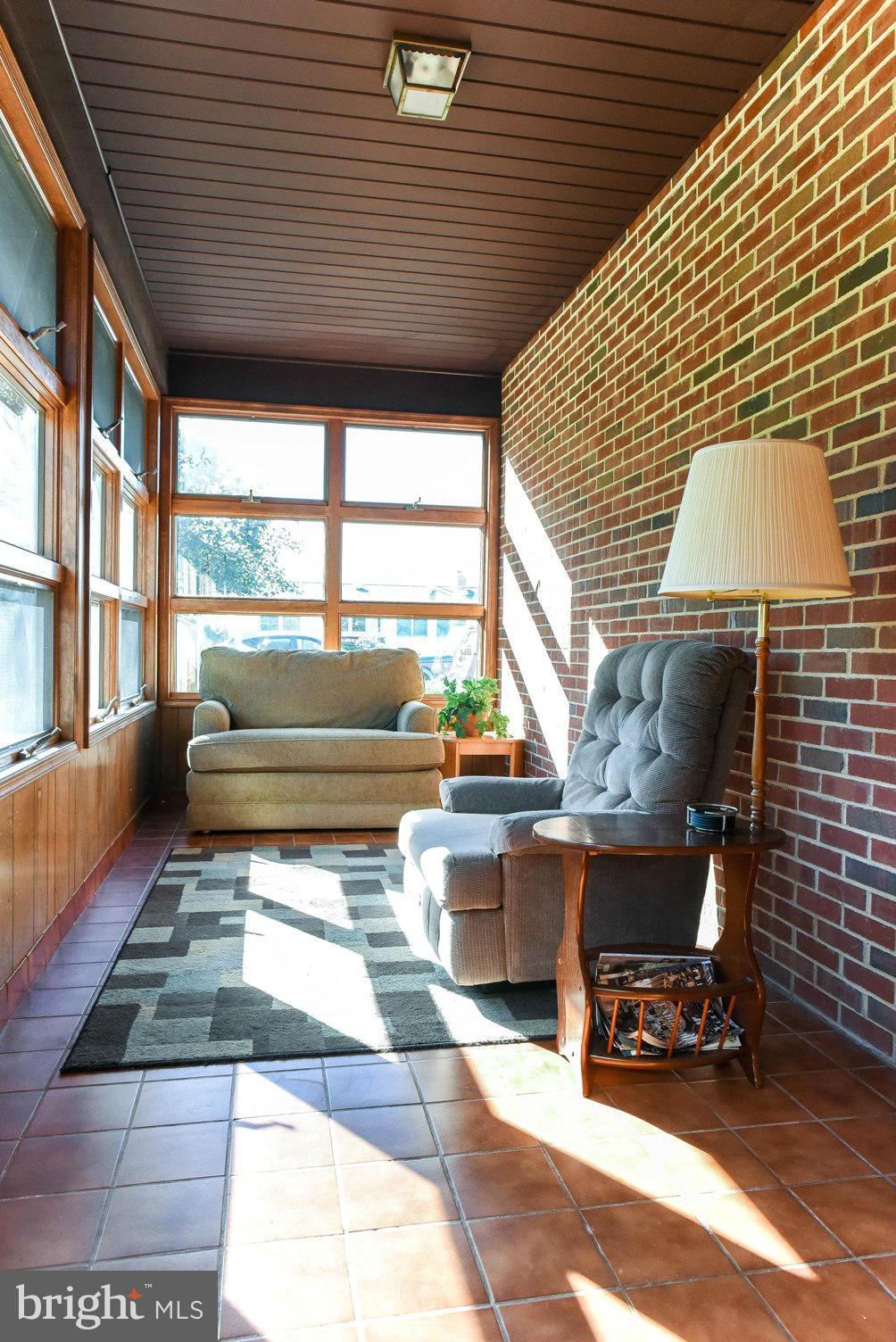 SCOTCH POINT - Residential Lease