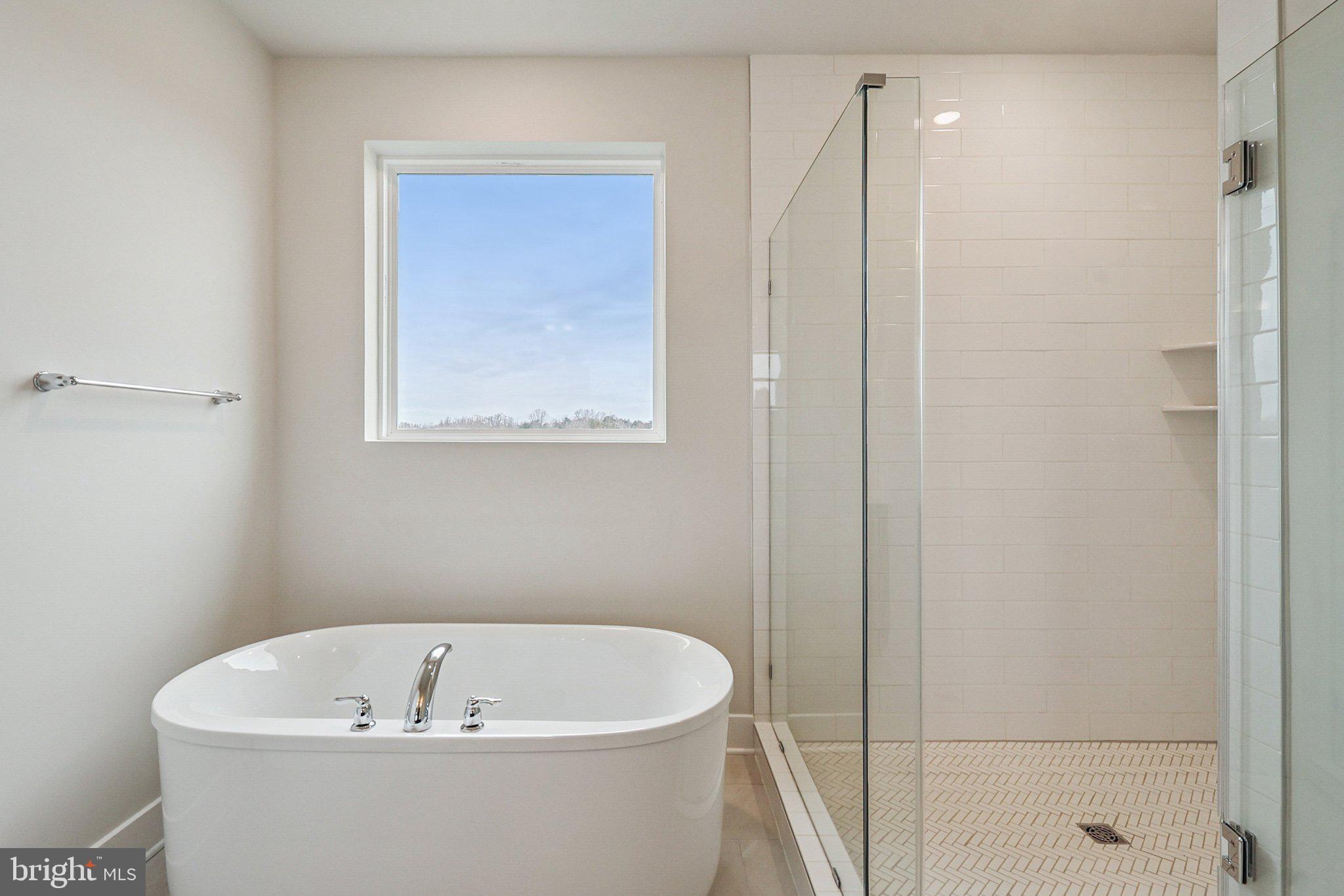 LINWOOD LANDING - Residential