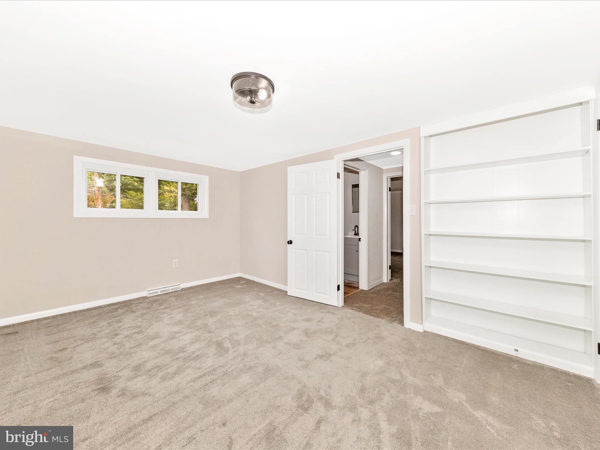 FOUNTAIN HEAD - Residential