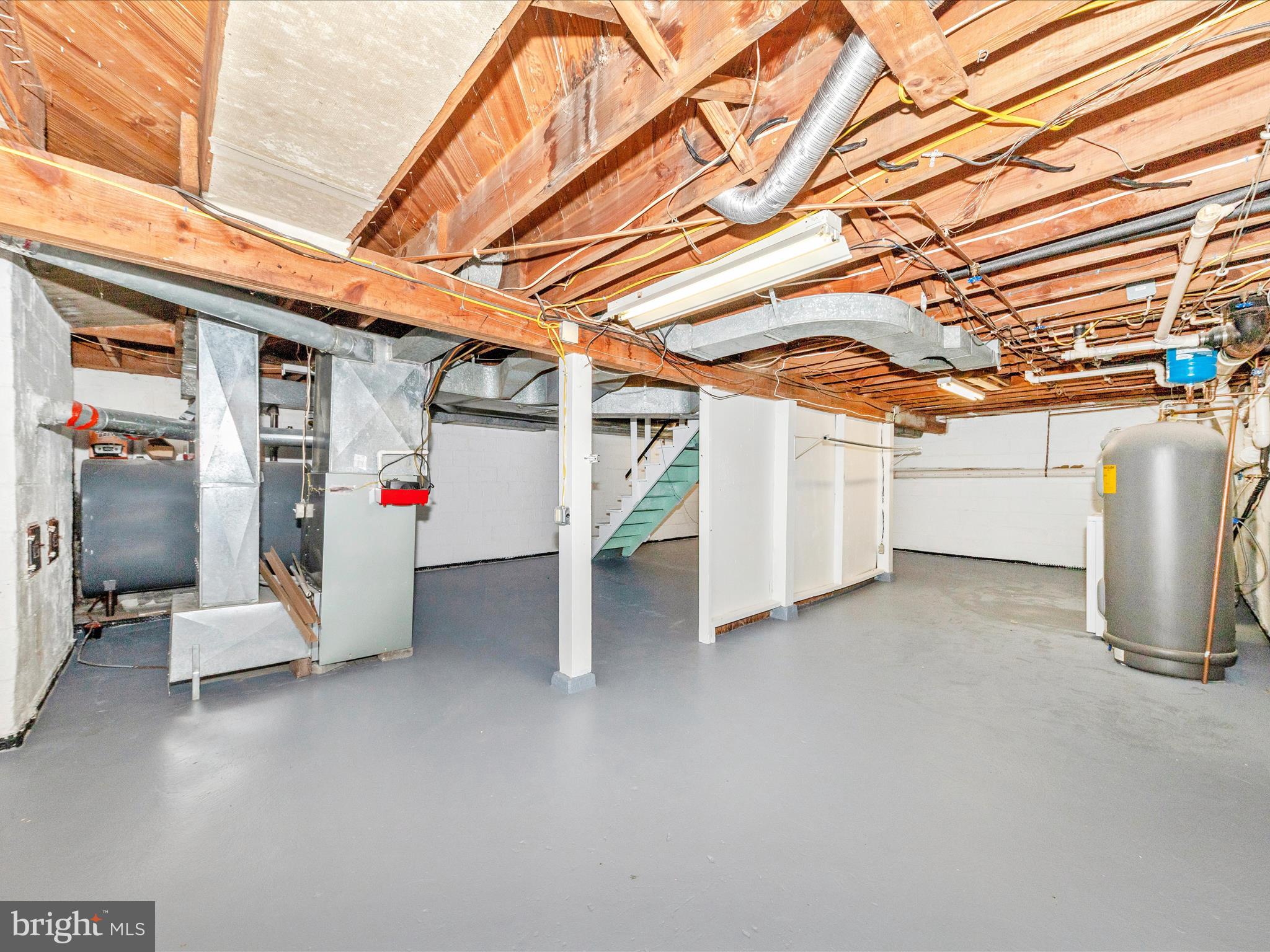 FOUNTAIN HEAD - Residential