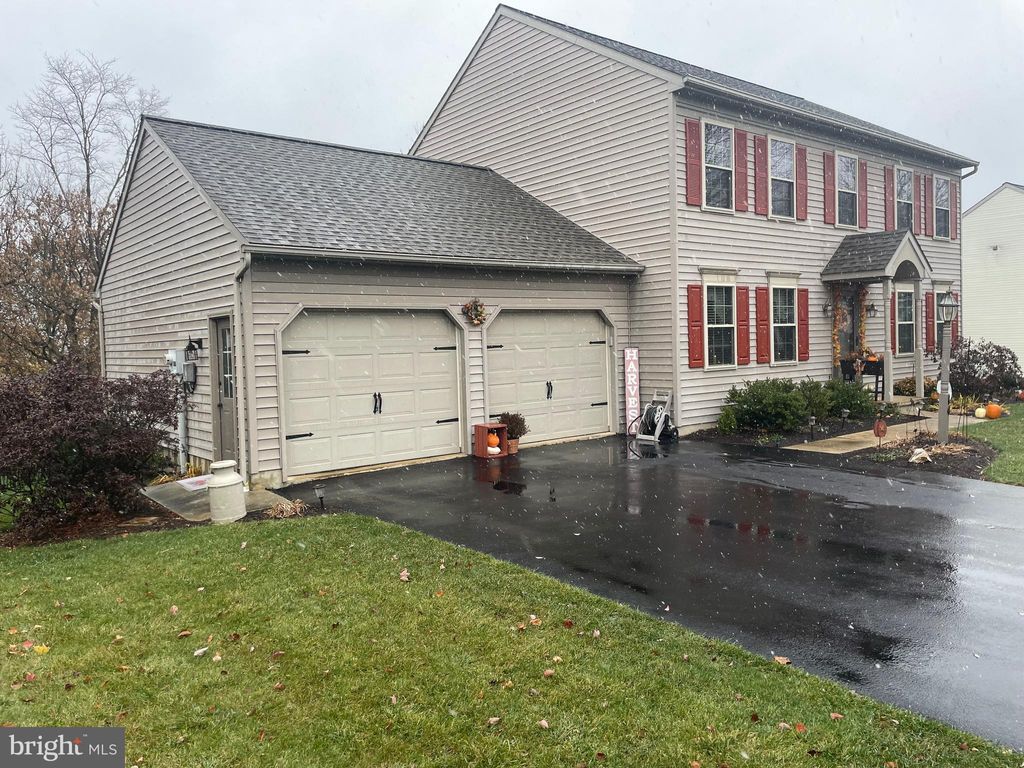 Photo of 14 Santa Fe Drive, Lititz, PA 17543 (MLS # PALA2061098)