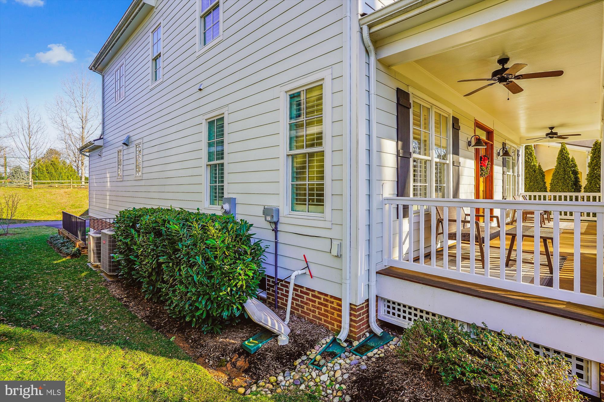 RIDGEVIEW - Residential