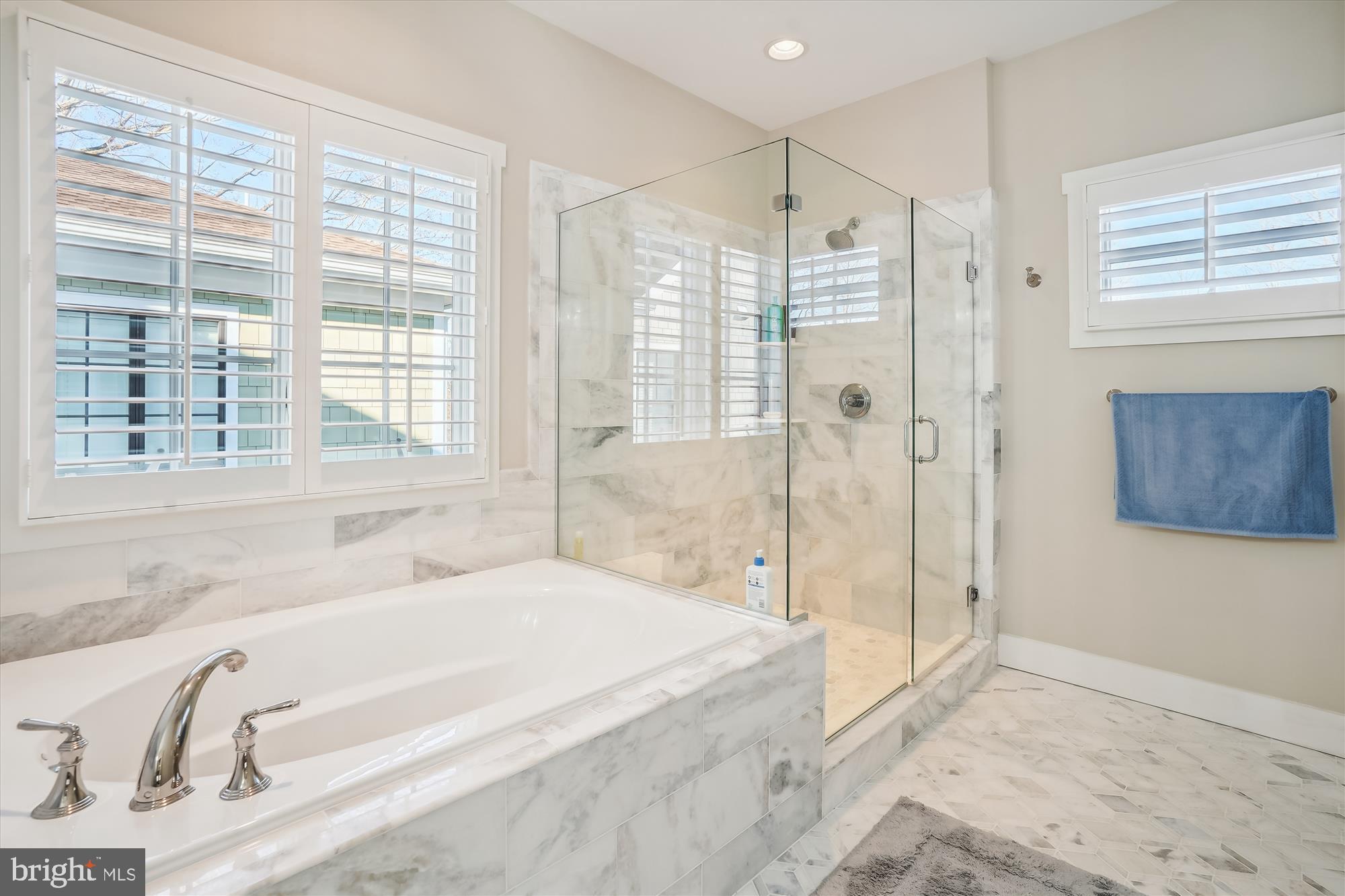 RIDGEVIEW - Residential