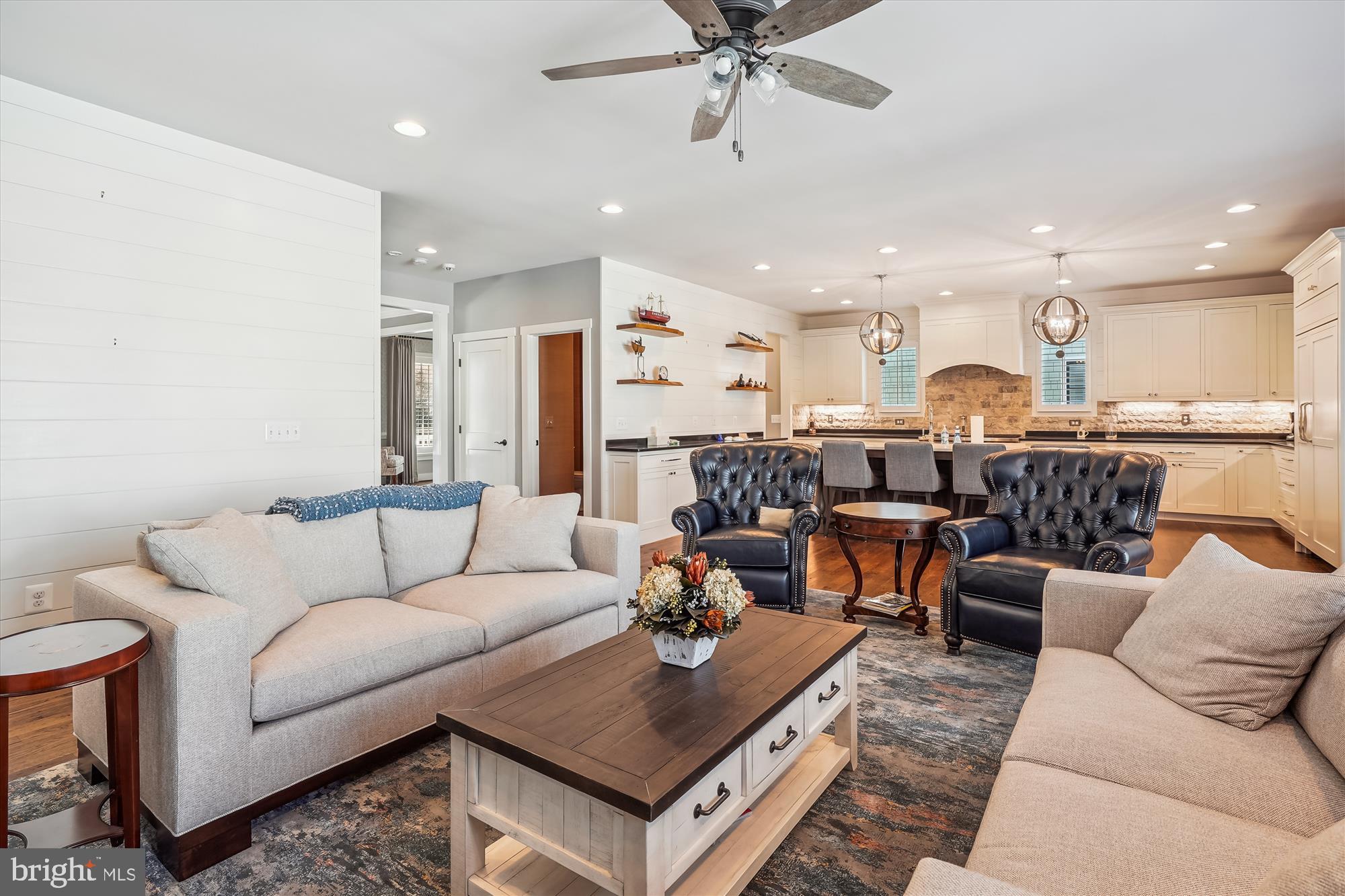 RIDGEVIEW - Residential