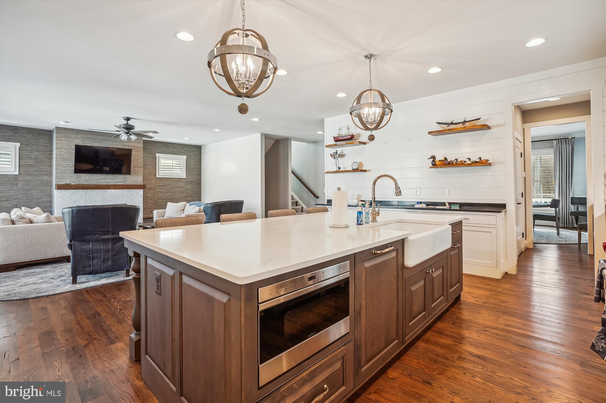 RIDGEVIEW - Residential