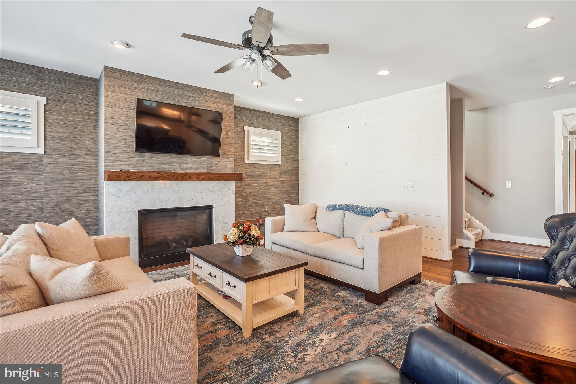 RIDGEVIEW - Residential