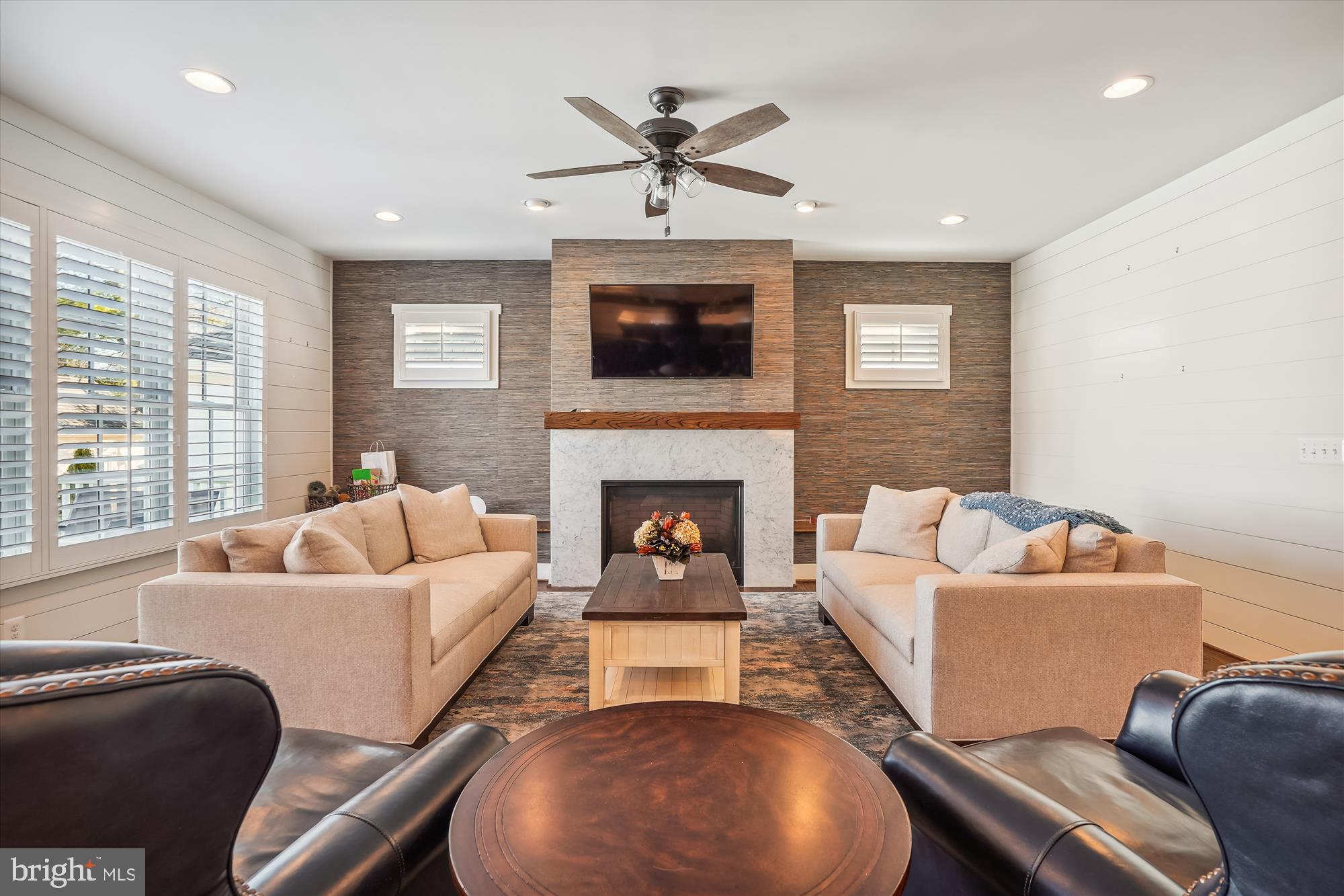 RIDGEVIEW - Residential