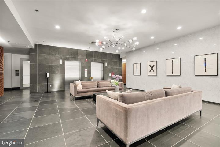 NAVY YARD - Residential