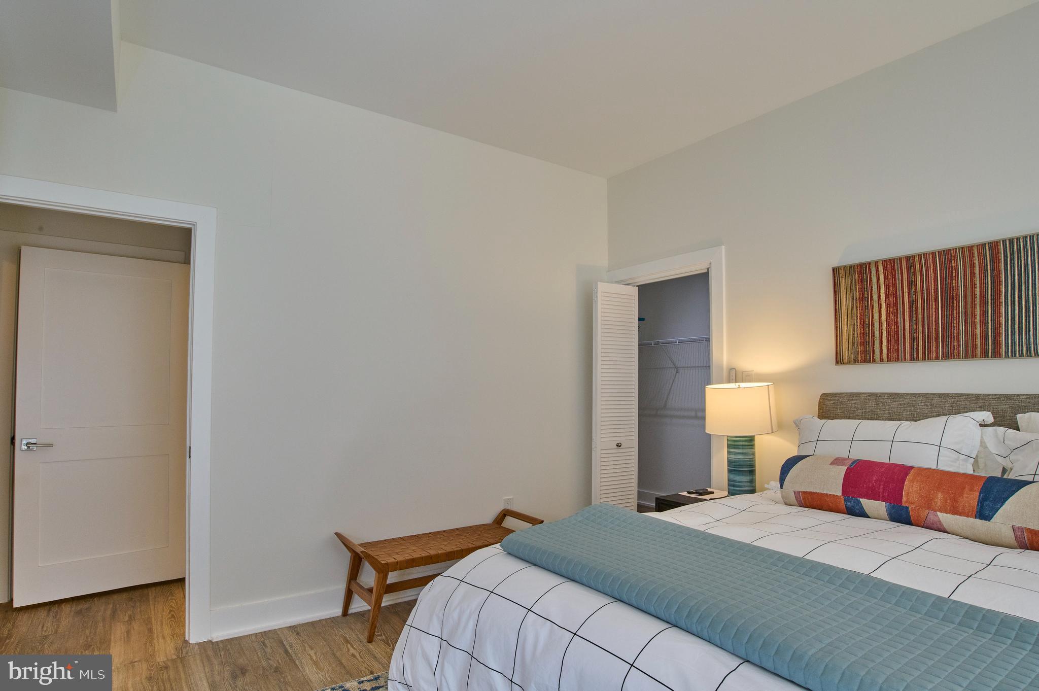 NAVY YARD - Residential