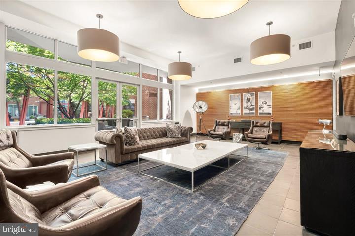 NAVY YARD - Residential