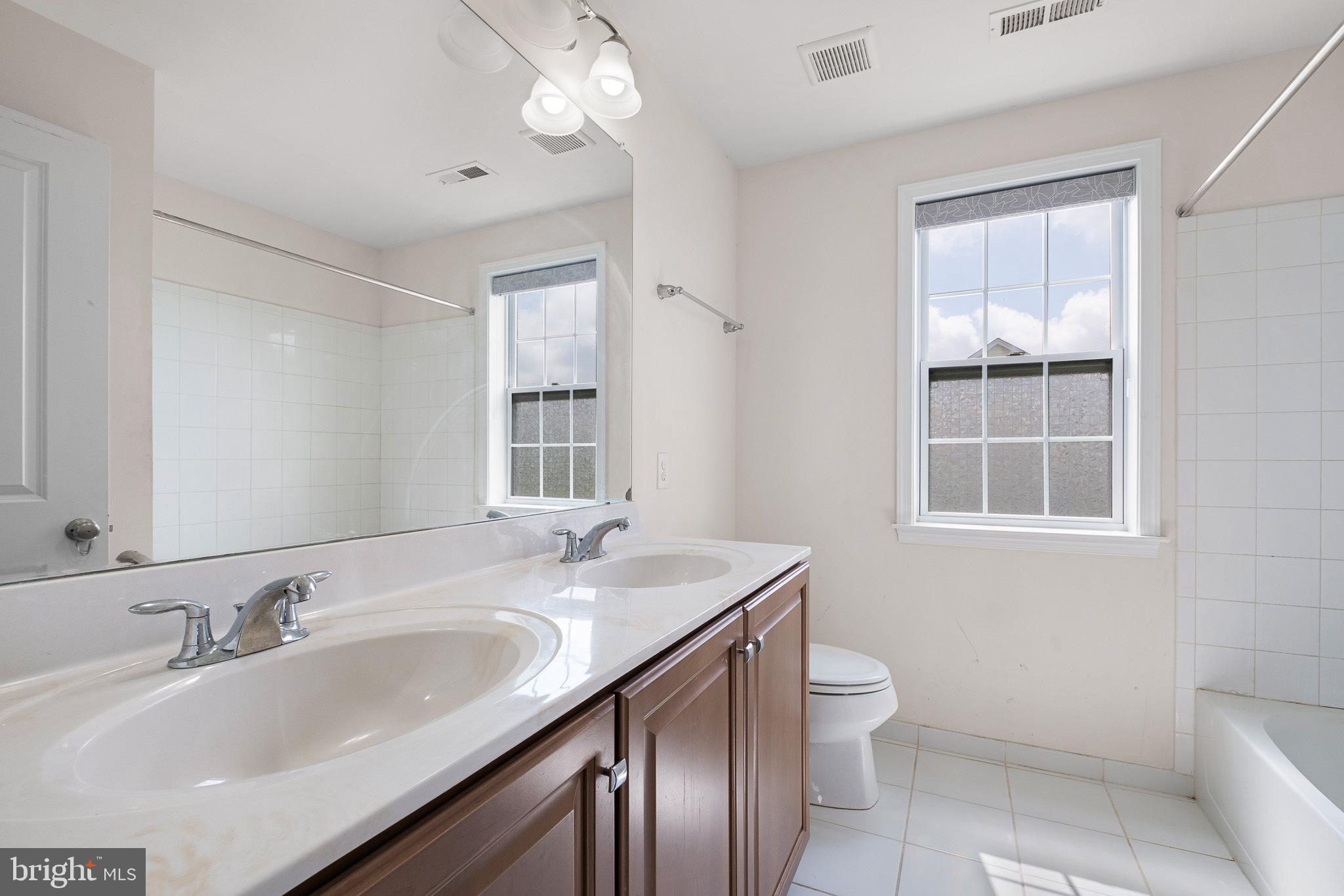 HIGH POINTE AT ST GE - Residential