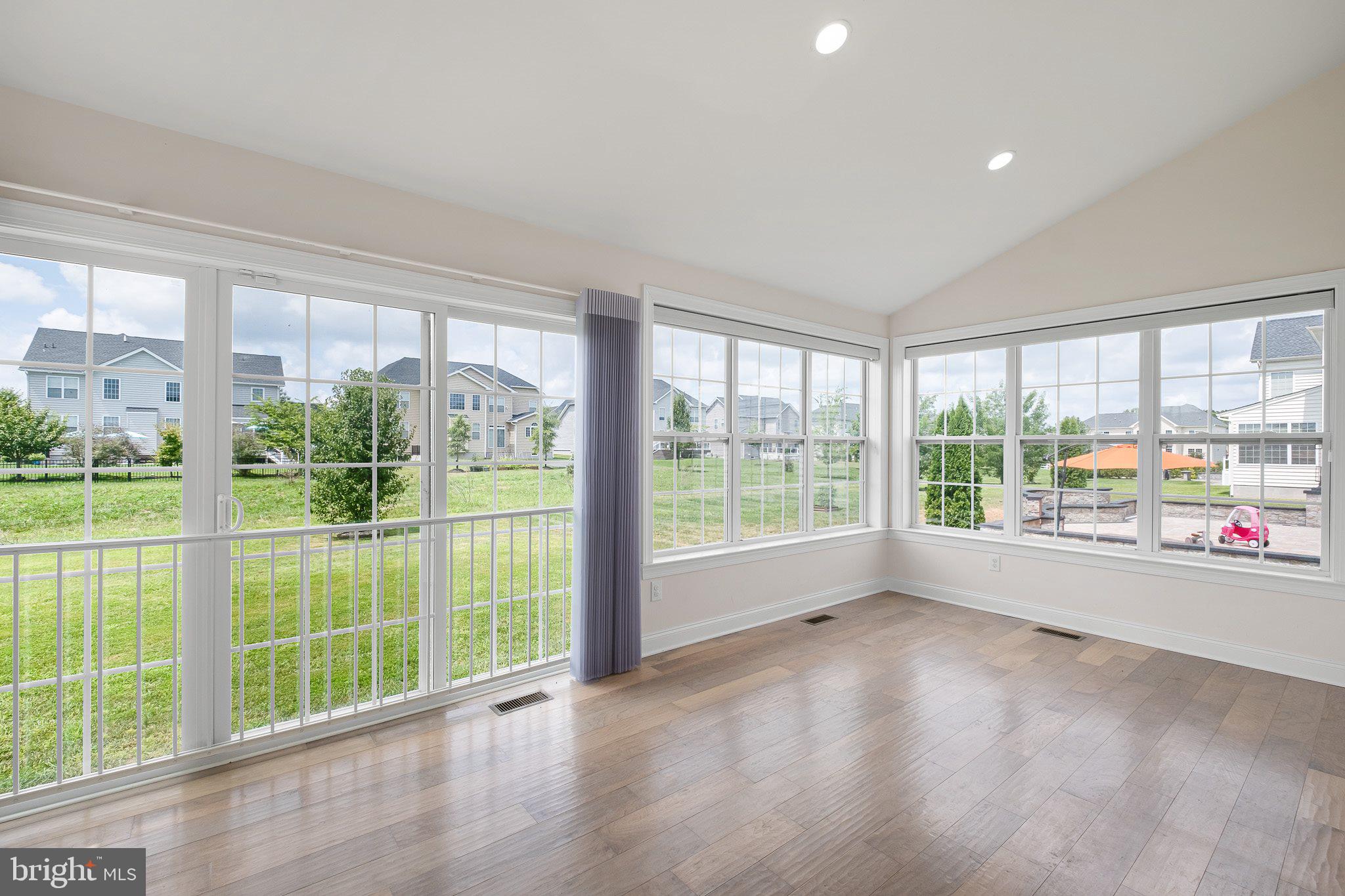 HIGH POINTE AT ST GE - Residential