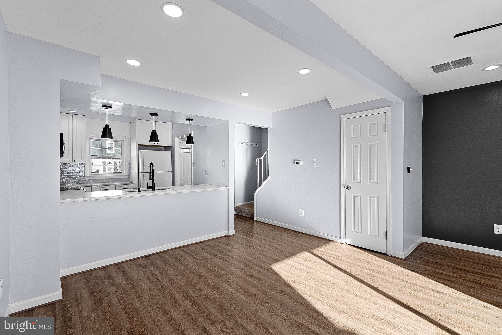 MEADOWS THE - Residential