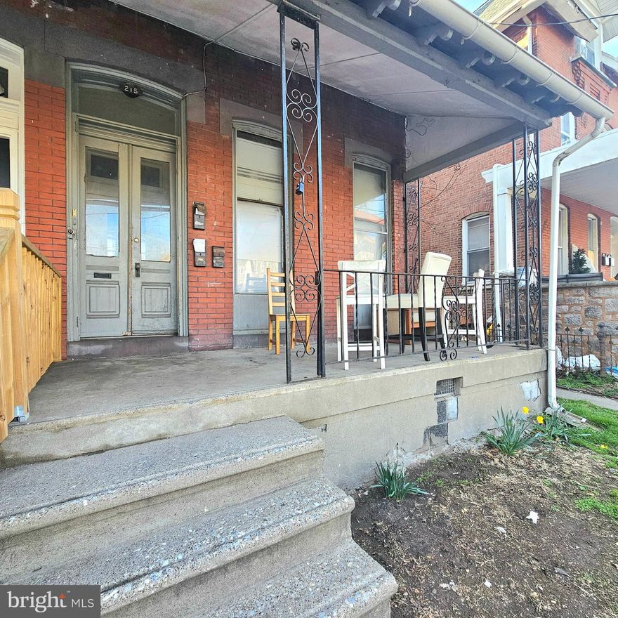 **Investor Alert!** Price reduced! Excellent opportunity to own a Triplex just minutes from Main Street. The property is partially occupied, with the potential to increase returns. It features four rear parking spaces and is conveniently located near the train station, bus stops, gas stations, and popular Main Street dining. A solid investment in a high-demand area with great upside potential. Schedule your showing today to explore everything this property has to offer!