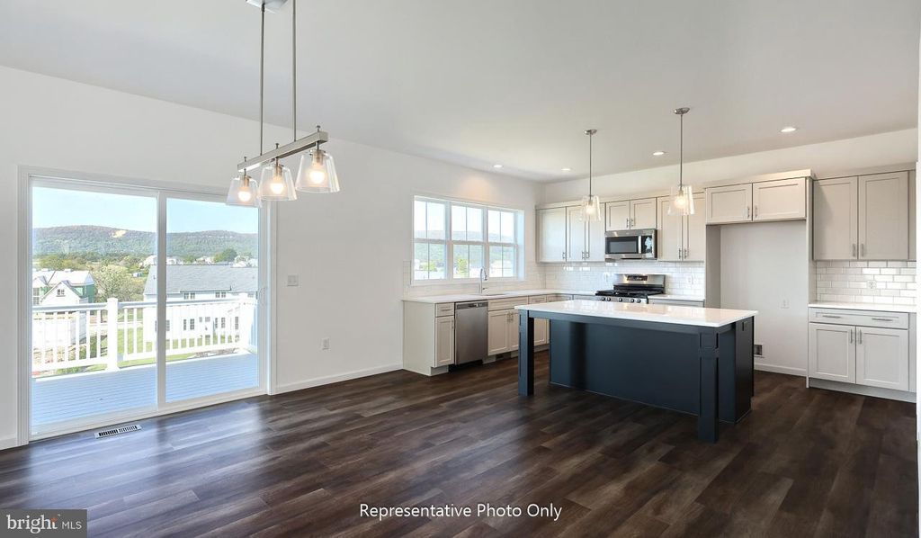 Photo of 124 Morning Drive, EPHRATA, PA 17522 (MLS # PALA2070206)