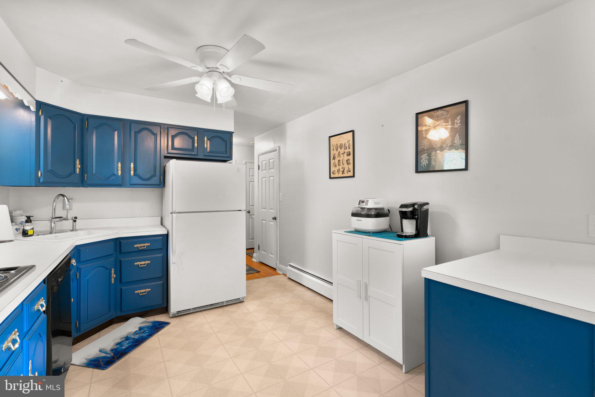 WINDSOR MILL - Residential