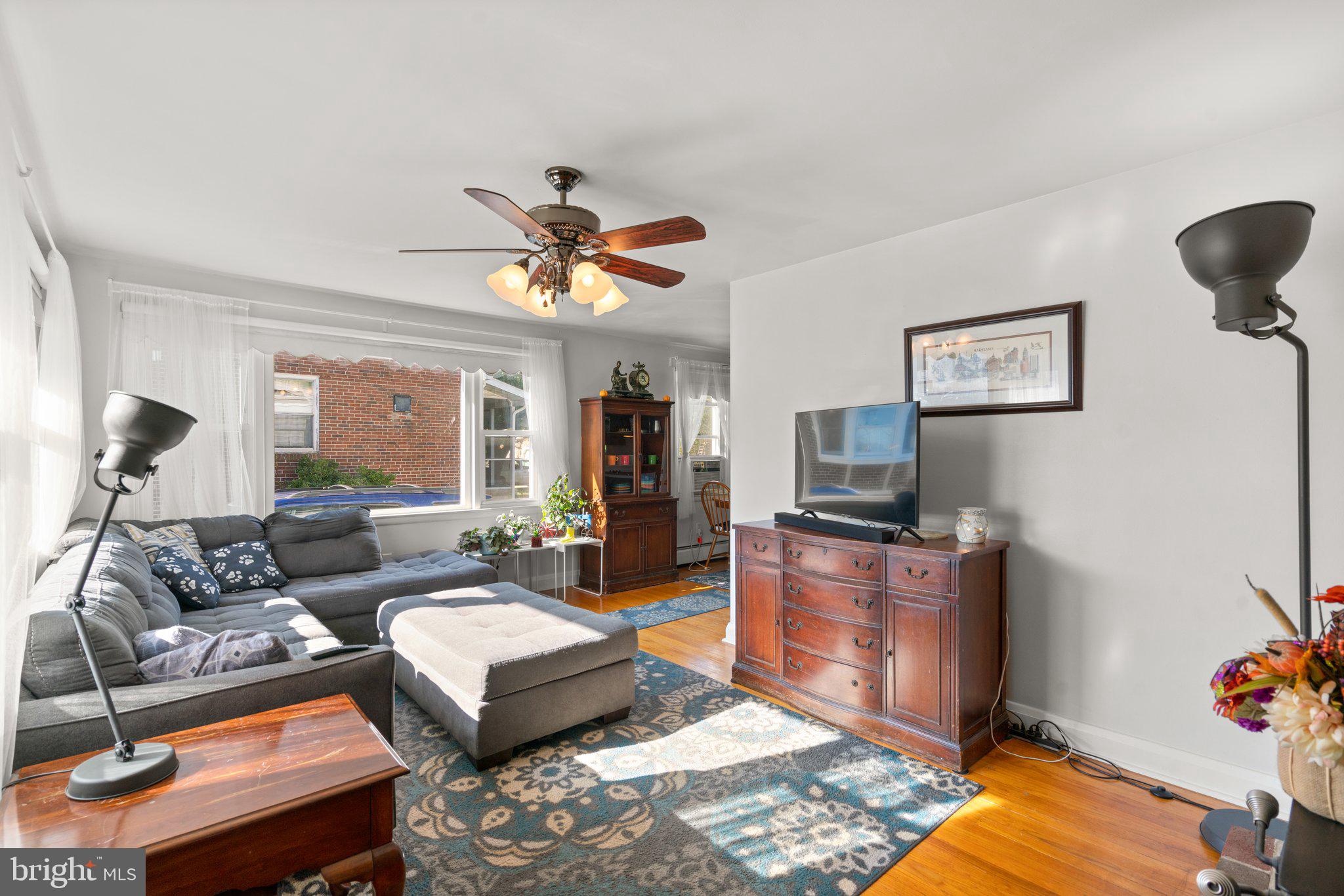 WINDSOR MILL - Residential