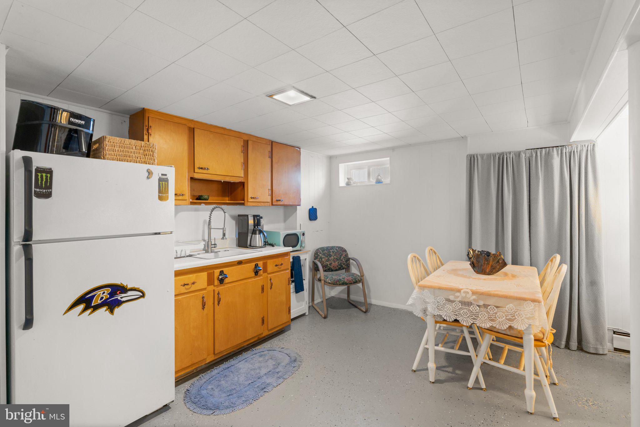 WINDSOR MILL - Residential